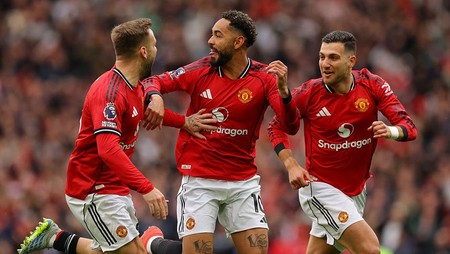MU Tekuk Liverpol 3-2.