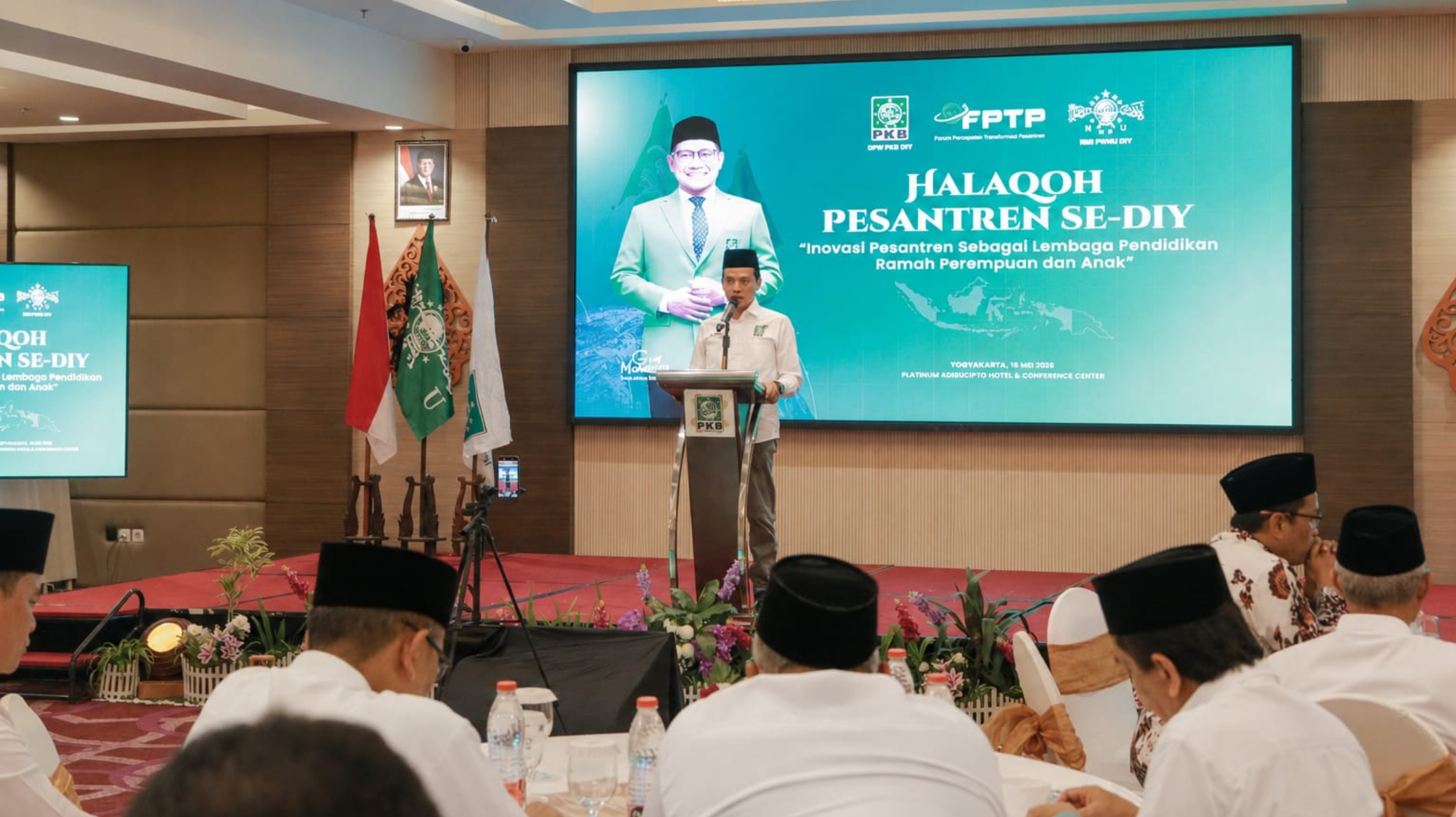 Ketua DPW PKB DIY Umaruddin Masdar memberikan sambutan dalam Halaqoh Pesantren se-DIY di Hotel Platinum Adisucipto Hotel & Conference Center, Yogyakarta pada Sabtu, 16 Mei 2026 (DPW PKB DIY)