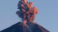 Tinggi Letusan Diperkirakan 500 Meter, Gunung Semeru Erupsi Tiga Kali Pada Minggu Pagi