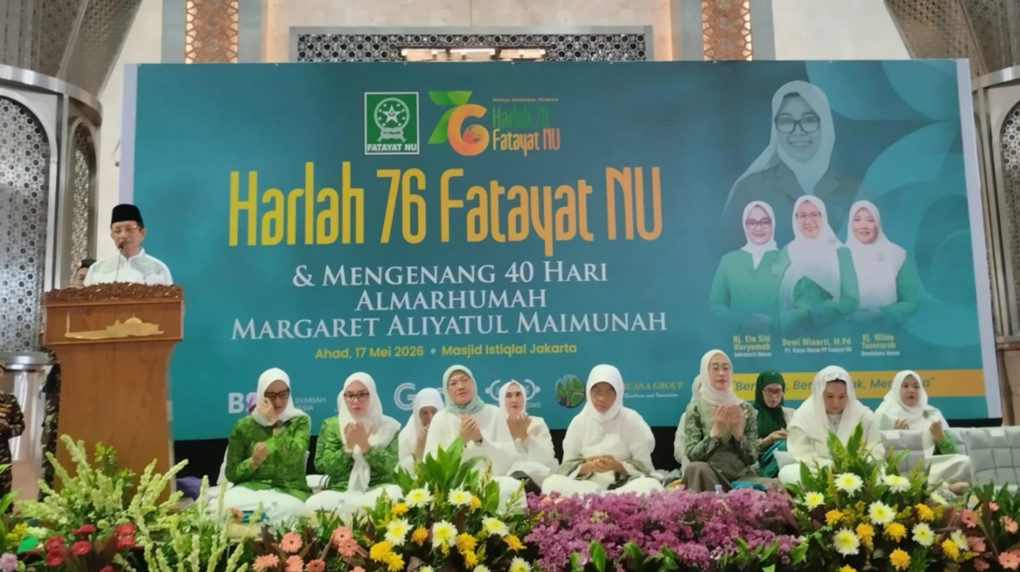 Menteri Agama Nasaruddi Umar bersama para tokoh saat peringatan Harlah Ke-76 Fatayat NU pada Minggu, 17 Mei 2026 di Masjid Istiqlal Jakarta. (Suci/Arina.id)