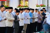 Hari Raya Iduladha di Luar Negeri, Prabowo Salat Id di Wisma Indonesia Paris