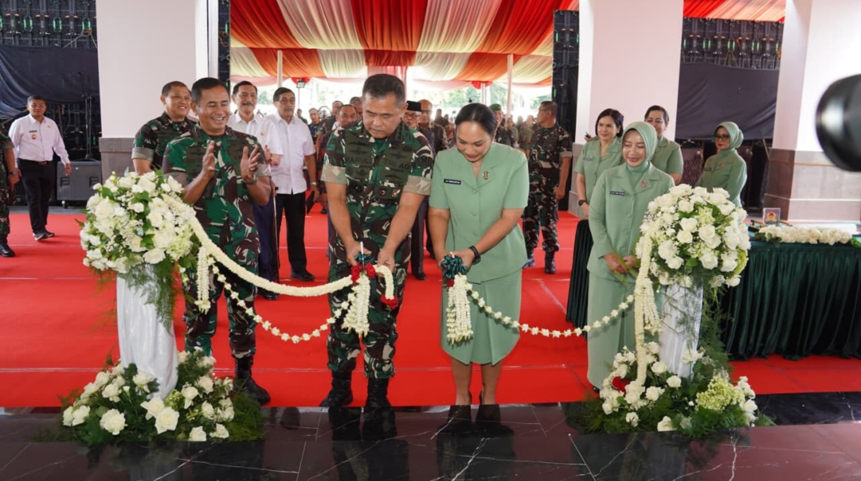 Kepala Staf Angkatan Darat (Kasad) Jenderal TNI Maruli Simanjuntak meresmikan Gedung Markas Komando (Mako) Pusat Kesenjataan Infanteri (Pussenif) di Bandung, Jawa Barat pada Selasa, 26 Mei 2026. (Dispenad/TNI AD)