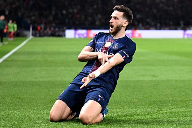 Khvicha Kvaratskhelia Jadi Pemain Terbaik Liga Champions 2025/2026