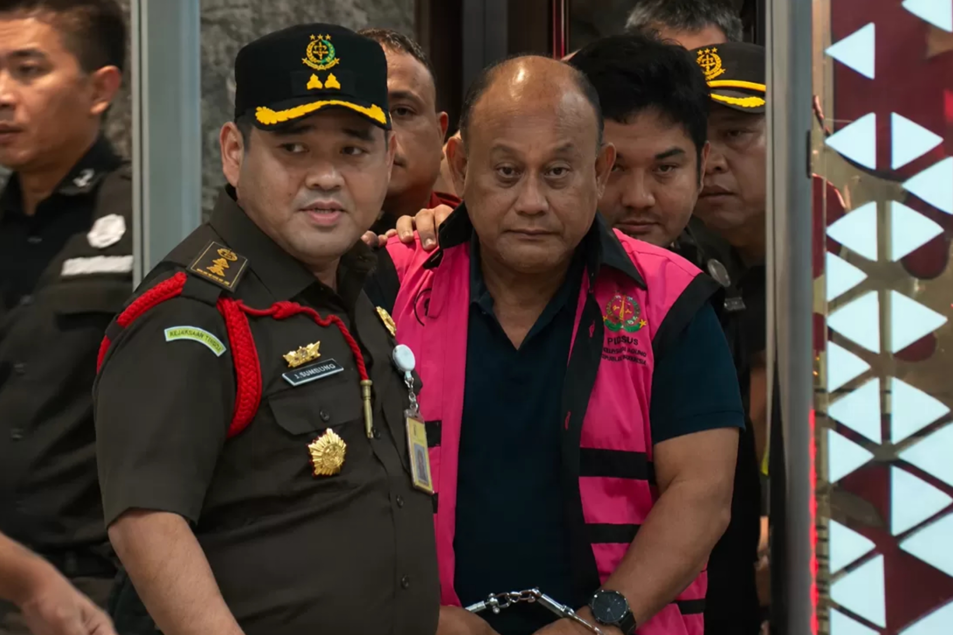 Jadi Tersangka Korupsi Selepas Pulang Haji, Dadan Hindayana Langsung Ditahan Kejagung