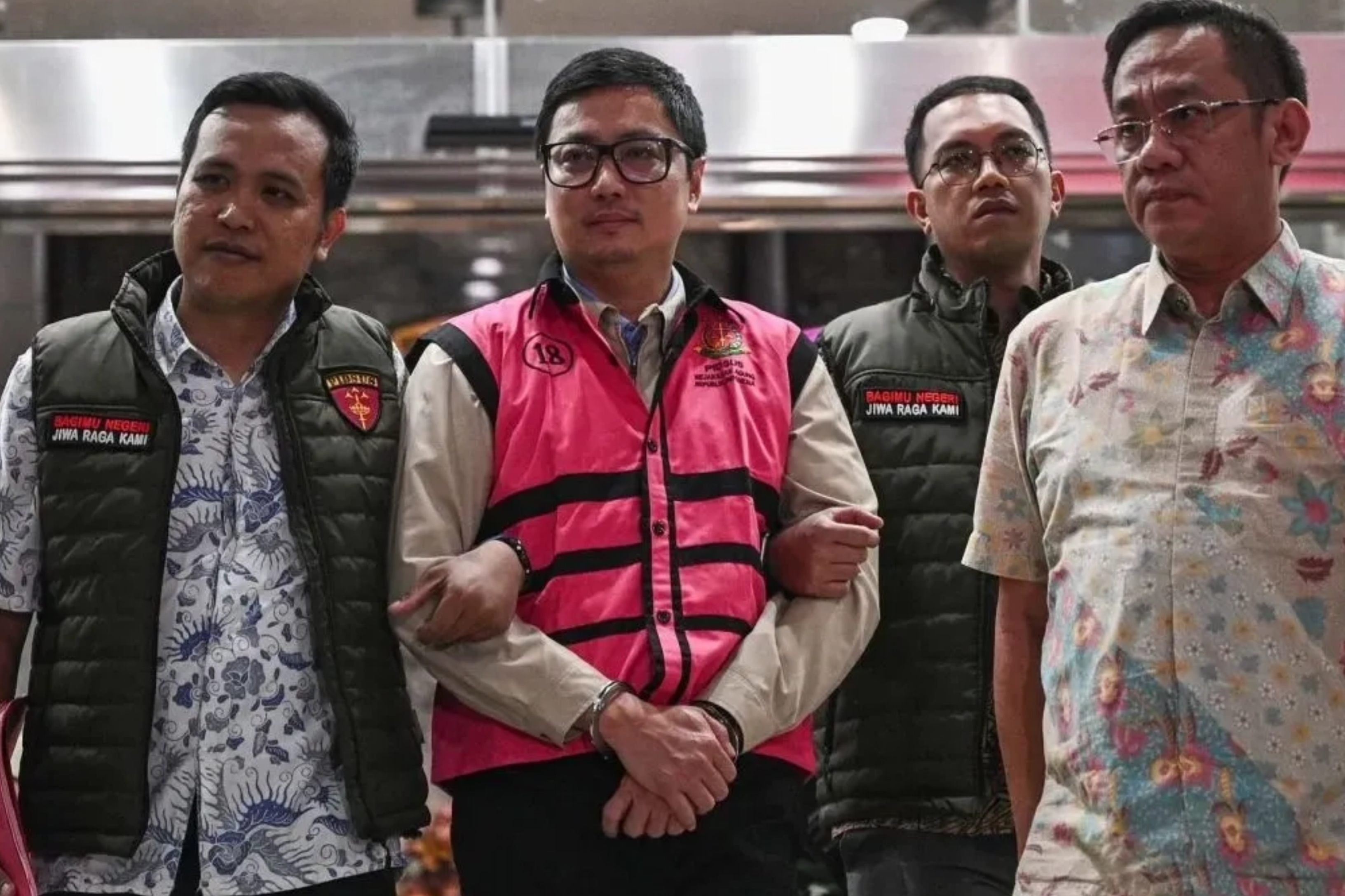 Tersangka kasus dugaan tindak pidana korupsi tata kelola program Makan Bergizi Gratis (MBG), Andri Mulyono. (Antara)