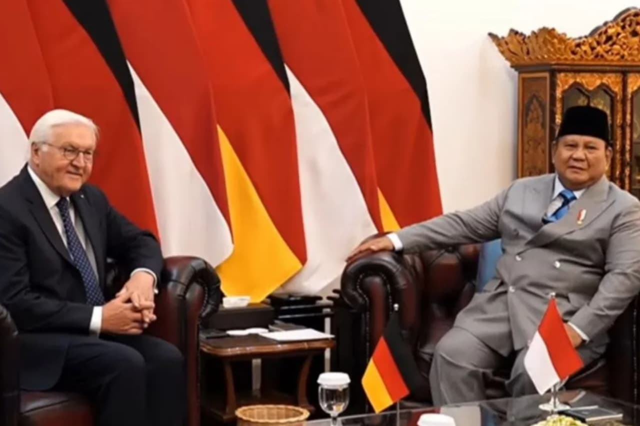Presiden RI Prabowo Subianto dan Presiden Federal Jerman Frank-Walter Steinmeier melakukan pertemuan empat mata di Istana Merdeka, Jakarta pada Senin 15 Juni 2026. (IDNVoice/YouTube Sekretariat Presiden)