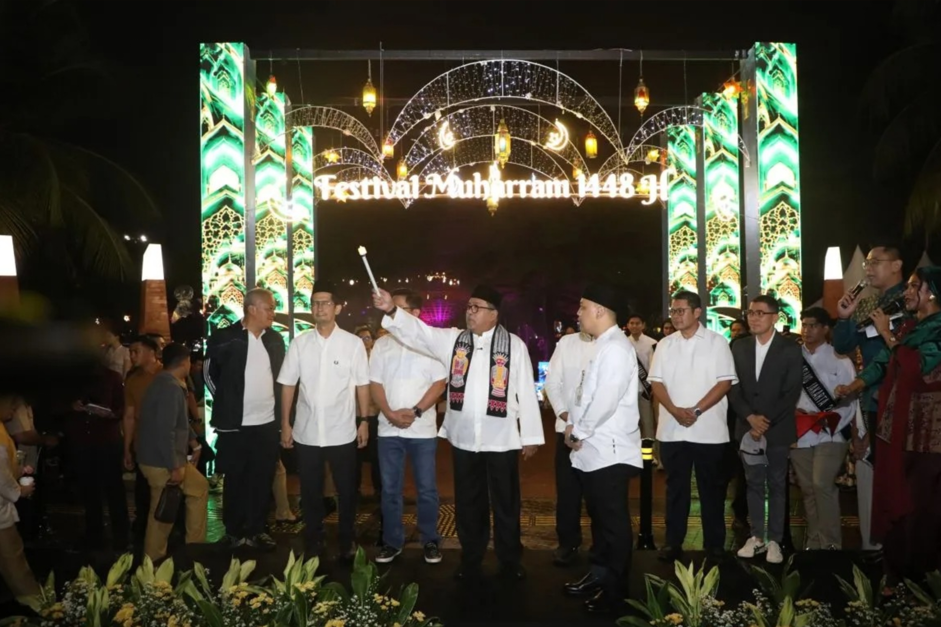 Wakil Gubernur DKI Jakarta, Rano Karno memperingati memperingati Tahun Baru Islam 1 Muharam 1448 Hijriah, di Taman Bendera Pusaka, Kebayoran Baru, Jakarta Selatan pada Senin, 15 Juni 2026. (IDNVoice/Pemprov DKI Jakarta)