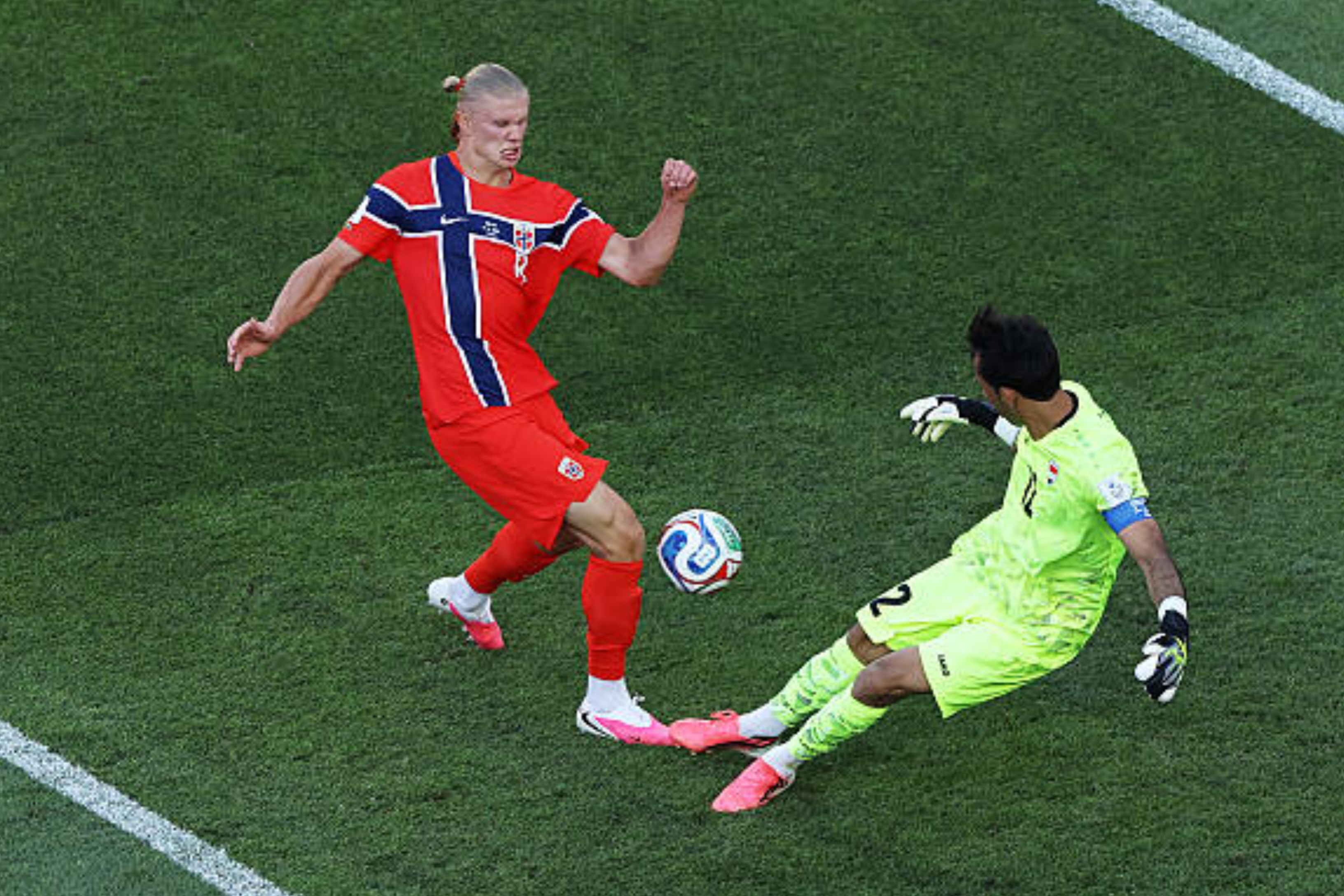 Erling Haaland mencetak gol kedua timnya dalam pertandingan Grup I Piala Dunia FIFA 2026 antara Irak dan Norwegia di Boston Stadium. (IDNVoice/Getty Images)