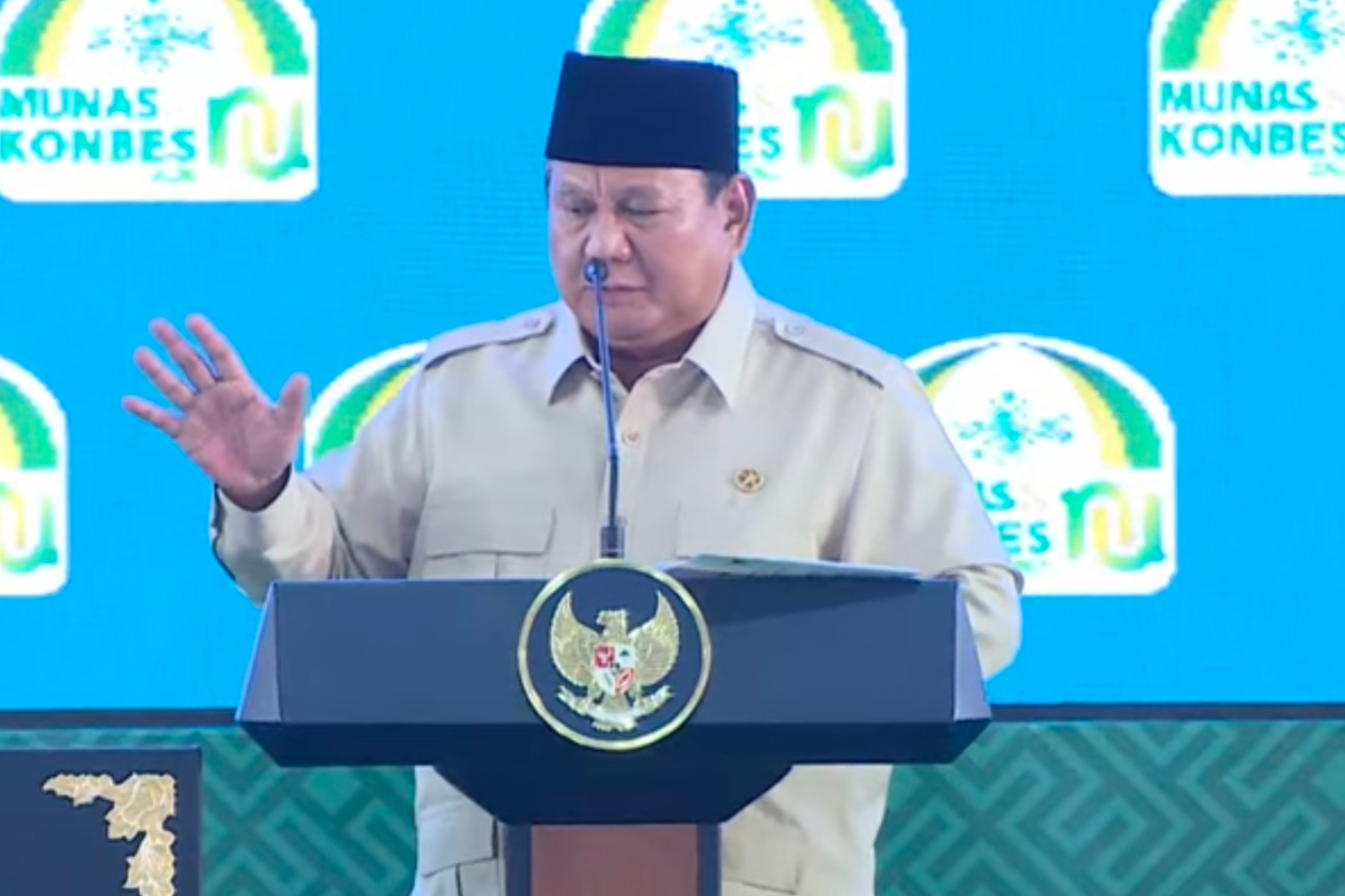 Tangkapan layar: Presiden Prabowo Subianto dalam sambutannya di Penutupan Musyawarah Nasional Alim Ulama dan Konferensi Besar Nahdlatul Ulama (Munas-Konbes NU) 2026 di Kabupaten Bangkalan, Jawa Timur. (IDNVoice/YouTube-Sekretariat Presiden) 