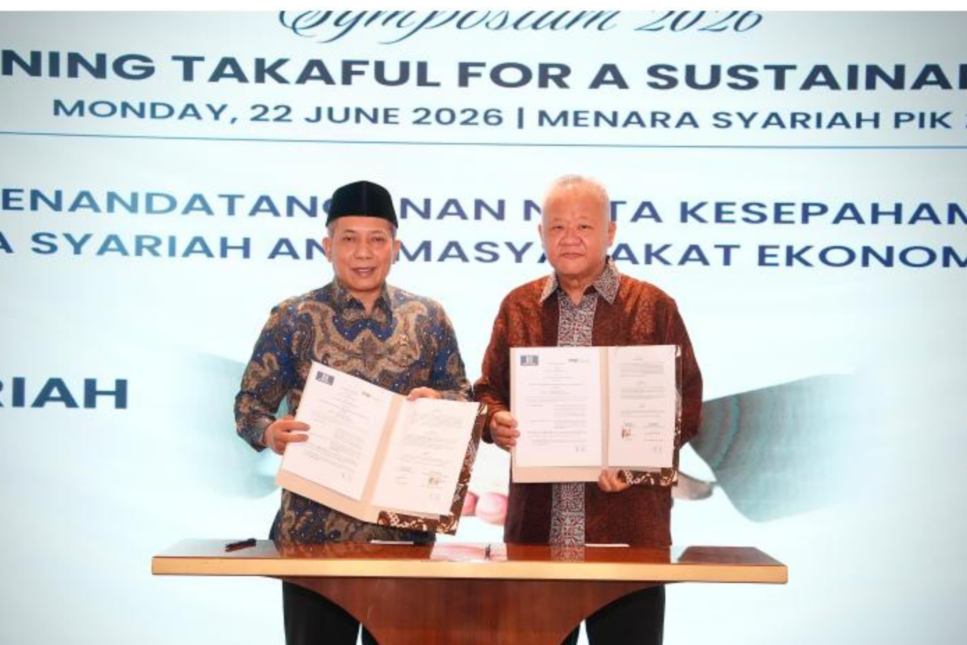 Menteri Koperasi (Menkop) dalam acara Simposium yang digelar Menara Syariah dan Universitas Utara Malaysia (UUM) dengan tema 