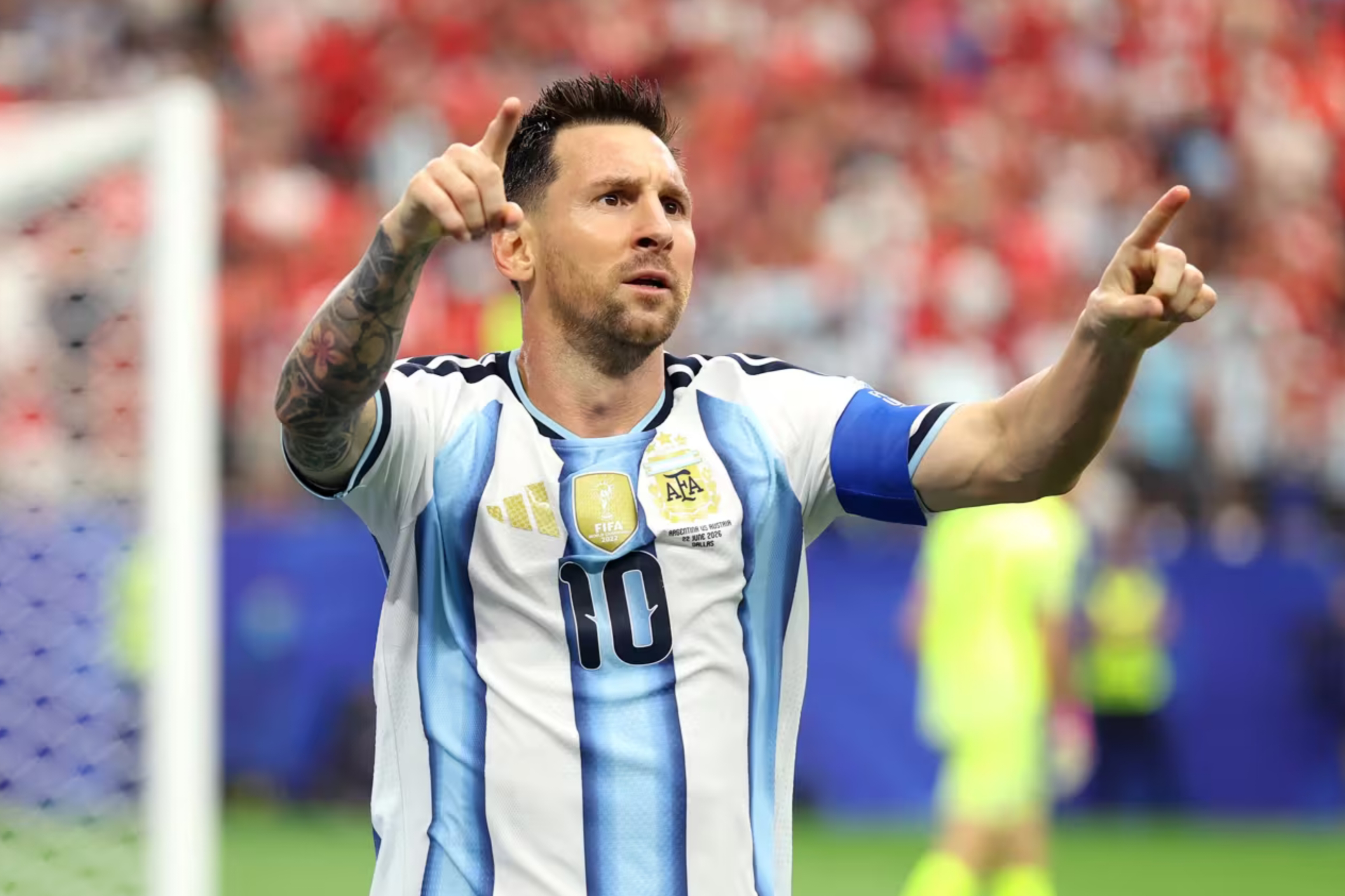 Lionel Messi bangkit setelah gagal mengeksekusi penalti di awal pertandingan dan menjadi pencetak gol terbanyak sepanjang masa Piala Dunia saat Argentina mengalahkan Austria. (IDNVoice/FIFA)
