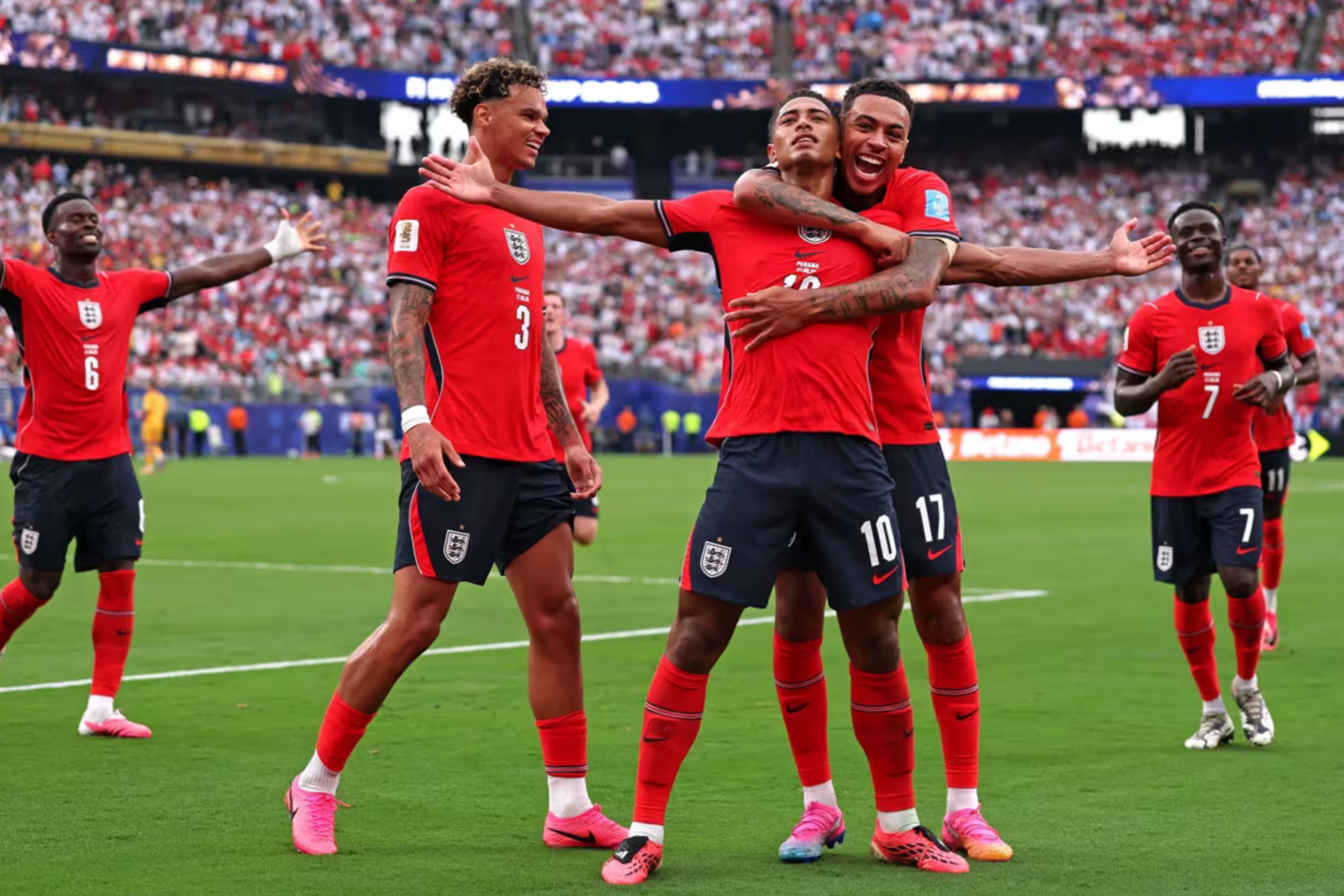 Inggris memastikan finis di posisi pertama Grup L setelah sepasang gol di babak kedua dari Jude Bellingham dan Harry Kane mematahkan perlawanan Panama di New York, New Jersey yang diguyur hujan. (IDNVoice/FIFA)