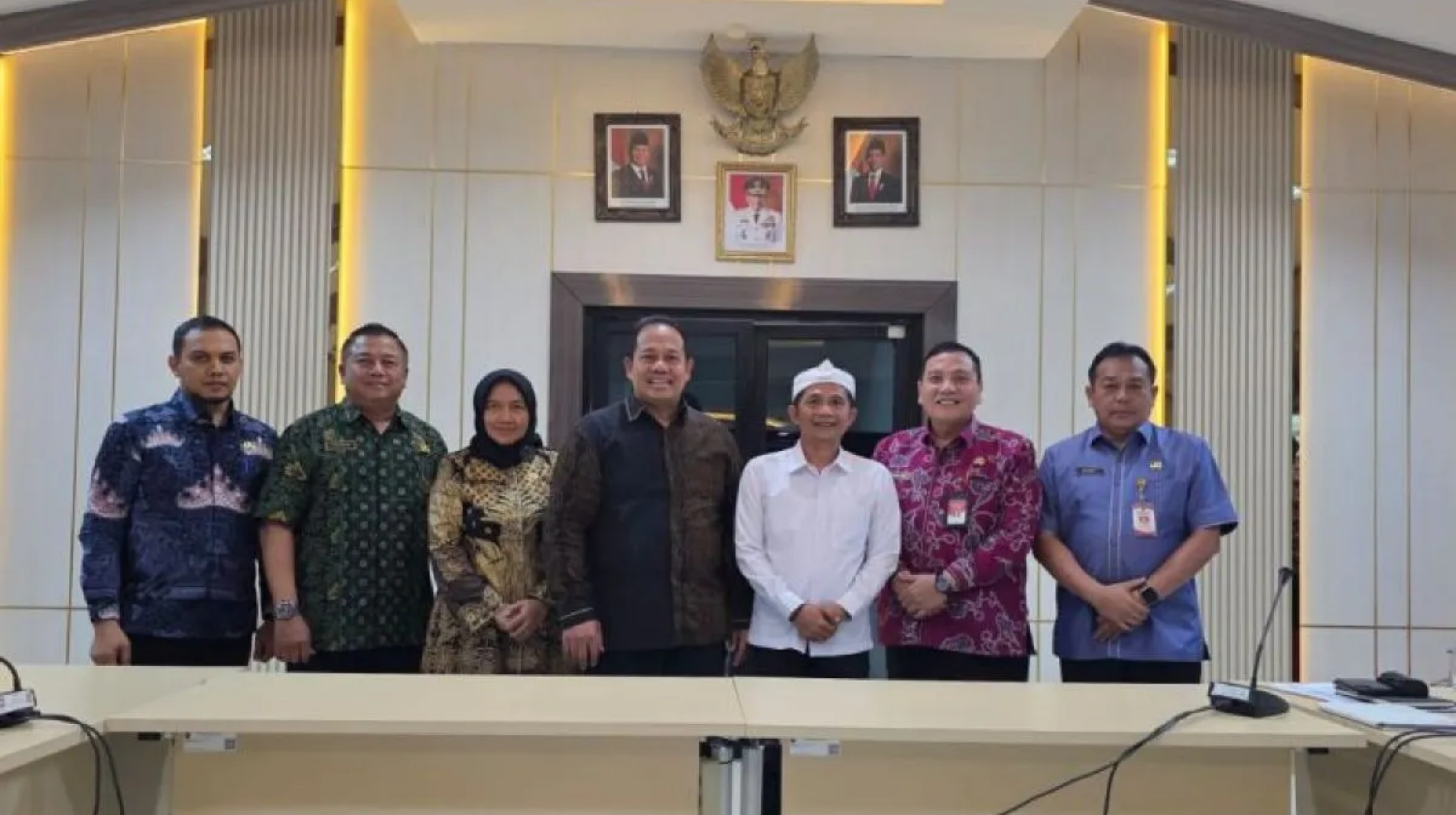 Inspektorat Jenderal Kementerian Dalam Negeri mengklarifikasi Bupati Purwakarta Saepul Bahri Binzein terkait kegaduhan yang ditimbulkan lagu 