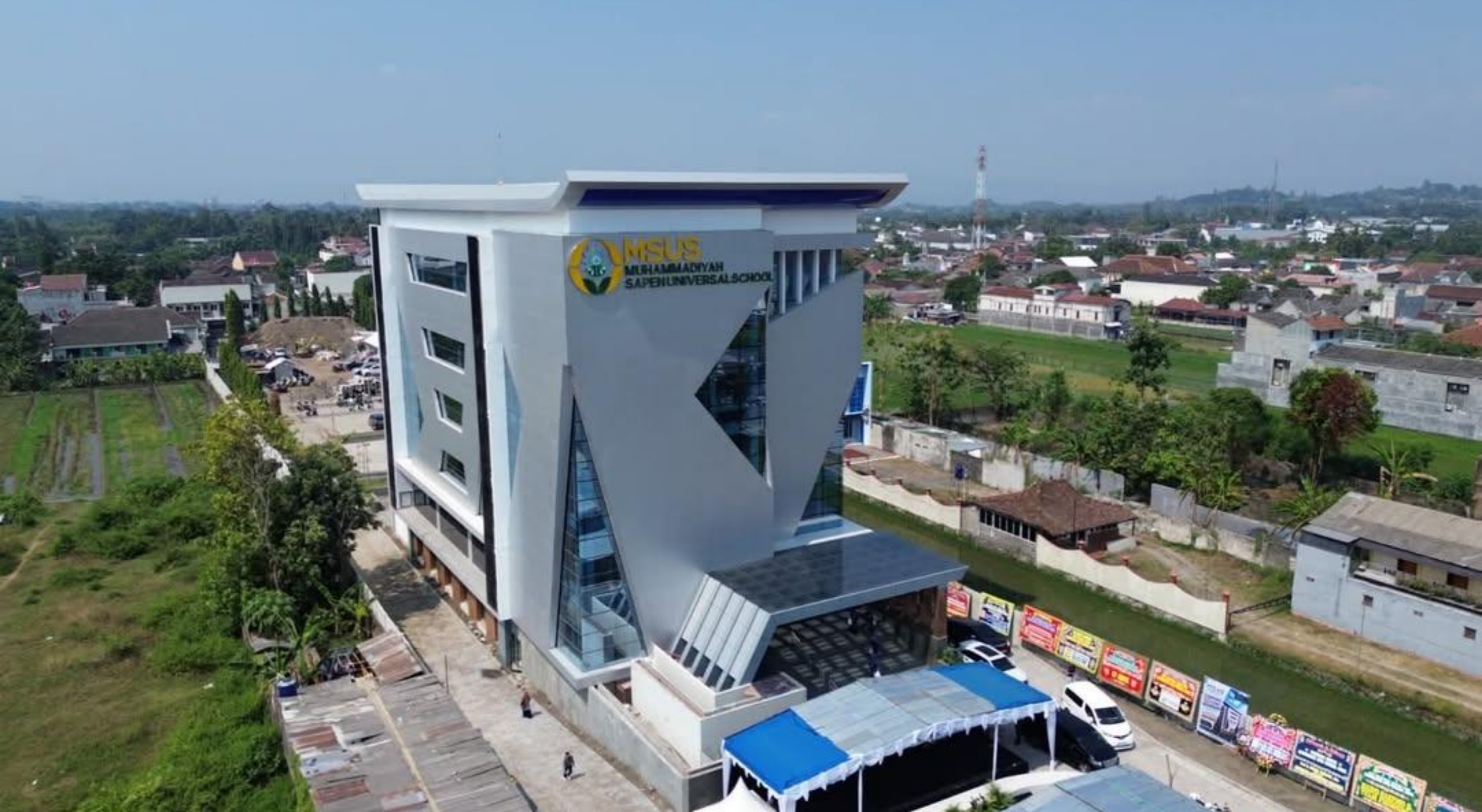 Gedung Muhammadiyah Sapen Universal School (MSUS) di Kalurahan Tamantirto, Kapanewon Kasihan, Kabupaten Bantul,D.I. Yogyakarta (IDNVoice/Instagram-haedarnashirofficial)   