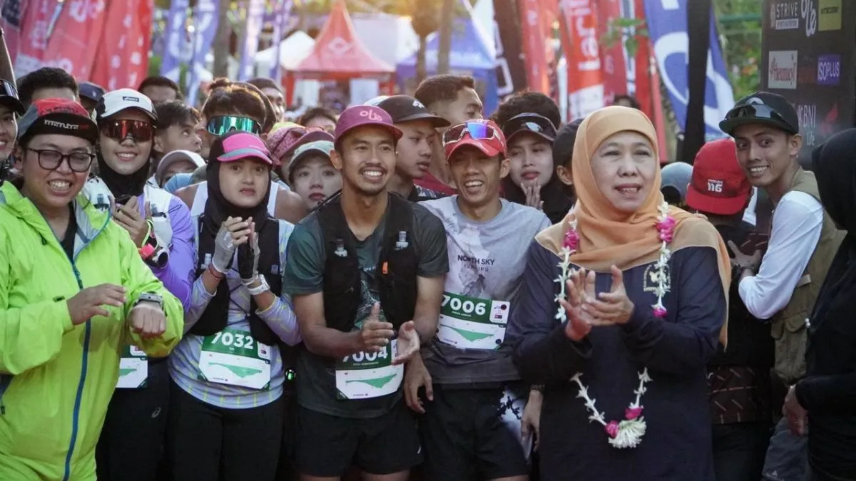 Gubernur Jatim Khofifah Indar Parawansa membuka ajang Mantra116 di Taman Hutan Raya (Tahura) Raden Soerjo di kawasan Pegunungan Arjuno-Welirang, Kecamatan Prigen, Pasuruan pada Minggu, 5 Juli 2026. (IDNVoice/Disbudpar Jatim)