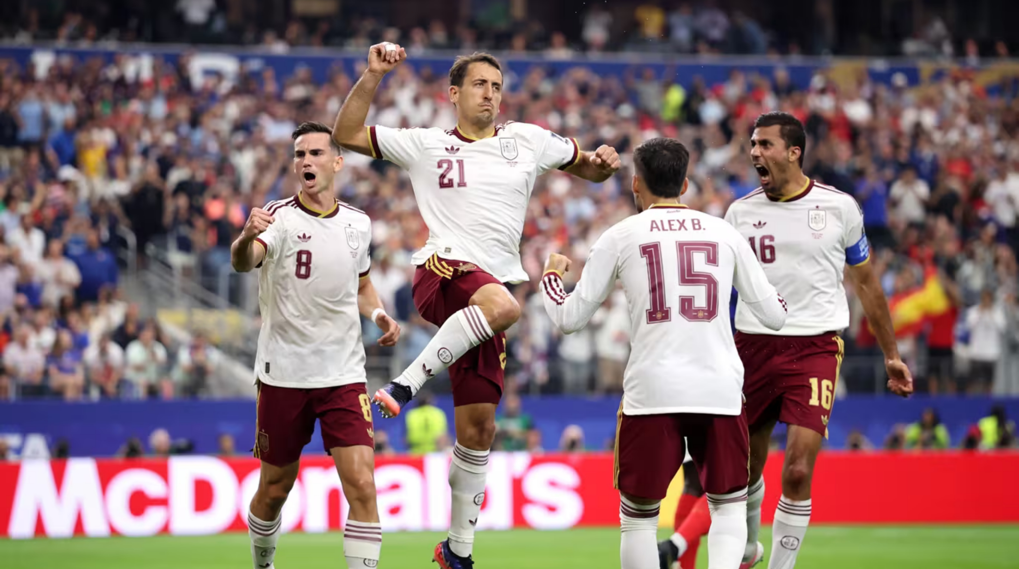 Gol dari Mikel Oyarzabal dan Pedro Porro membawa Spanyol meraih kemenangan 2-0 atas Prancis di Dallas Stadium dalam pertandingan semifinal Piala Dunia FIFA 2026. (IDNVoice/FIFA)