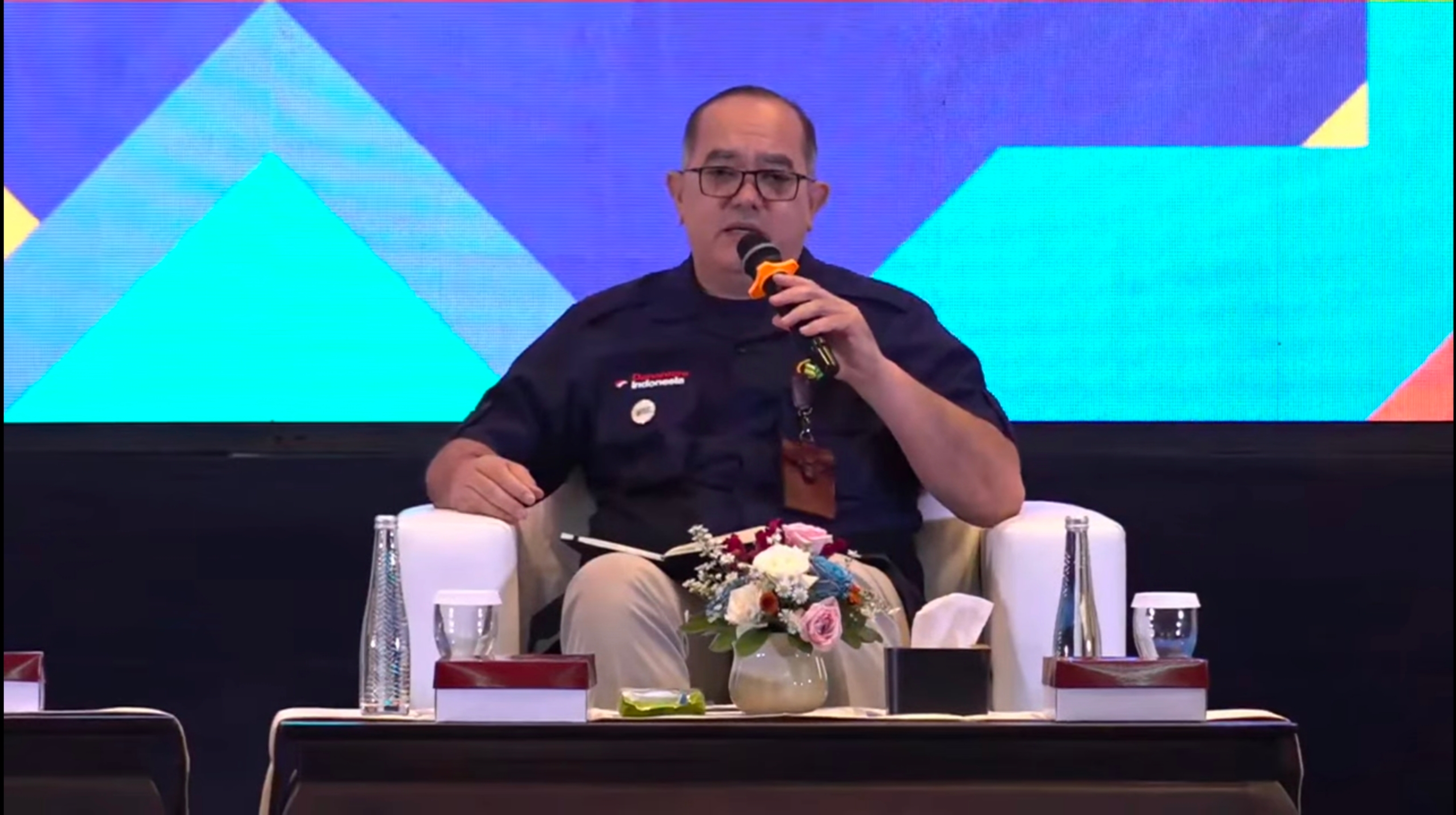 Tangkapan layar: Direktur Utama PT Agrinas Pangan Nusantara, Joao Angelo De Sousa Mota, saat Seminar Nasional Koperasi Desa/Kelurahan Merah Putih (KDKMP) di Gedung Sasana Kriya TMII, Jakarta Timur pada Kamis, 16 Juli 2026. (IDNVoice/YouTube-Kemendes PDT)