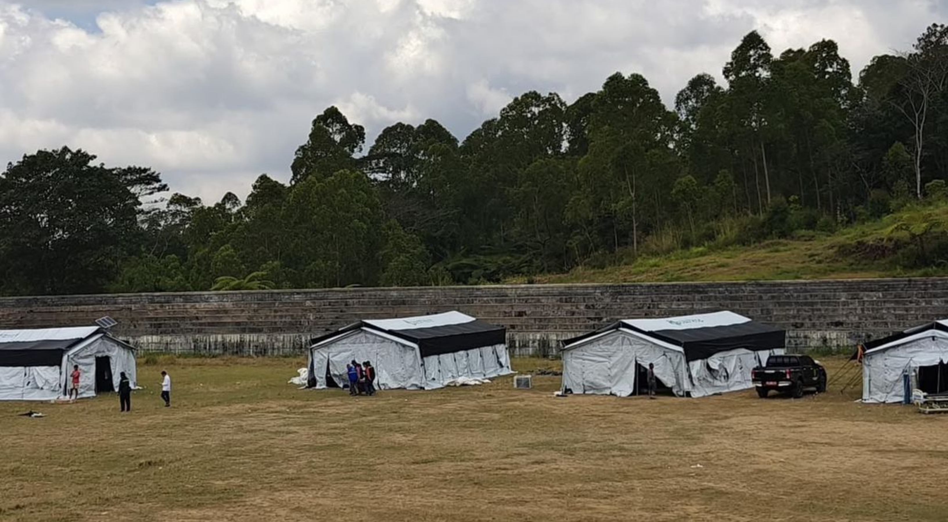 Kementerian Kesehatan (Kemenkes) RI mendirikan dua Rumah Sakit (RS) Lapangan di RSUD Ruteng, Kabupaten Manggarai, dan RSUD Aeramo, Kabupaten Nagekeo, NTT. (IDNVoice/Kemenkes)