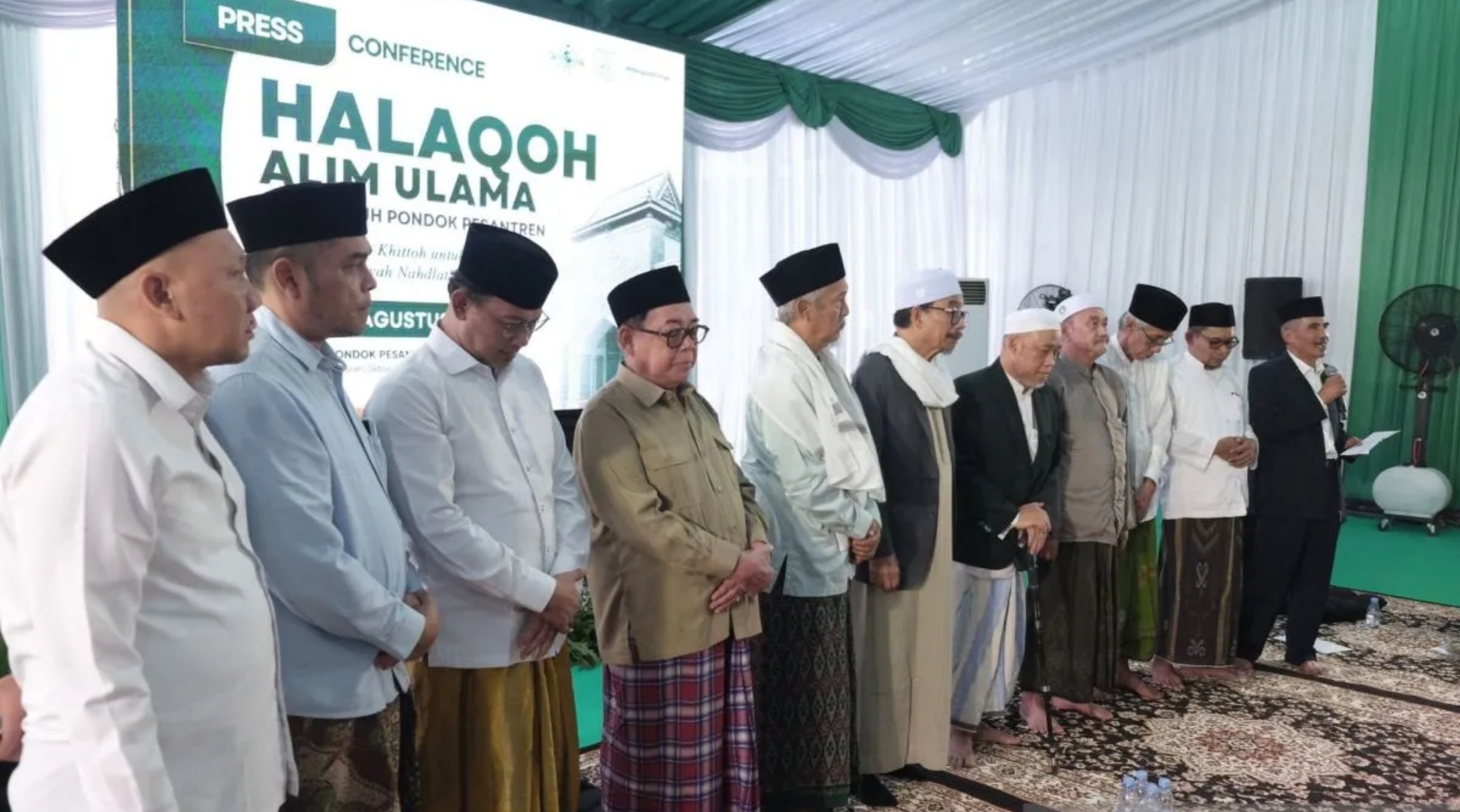 Sejumlah ulama merumuskan lima poin agar NU dapat menjaga khittah NU sebagai landasan organisasi, dalam kegiatan Halaqah Alim Ulama, yang dilaksanakan di Ponpes Al Khoziny Sidoarjo, Jawa Timur pada Senin, 24 Agustus 2026. (IDNVoice/AF-Istimewa)   
