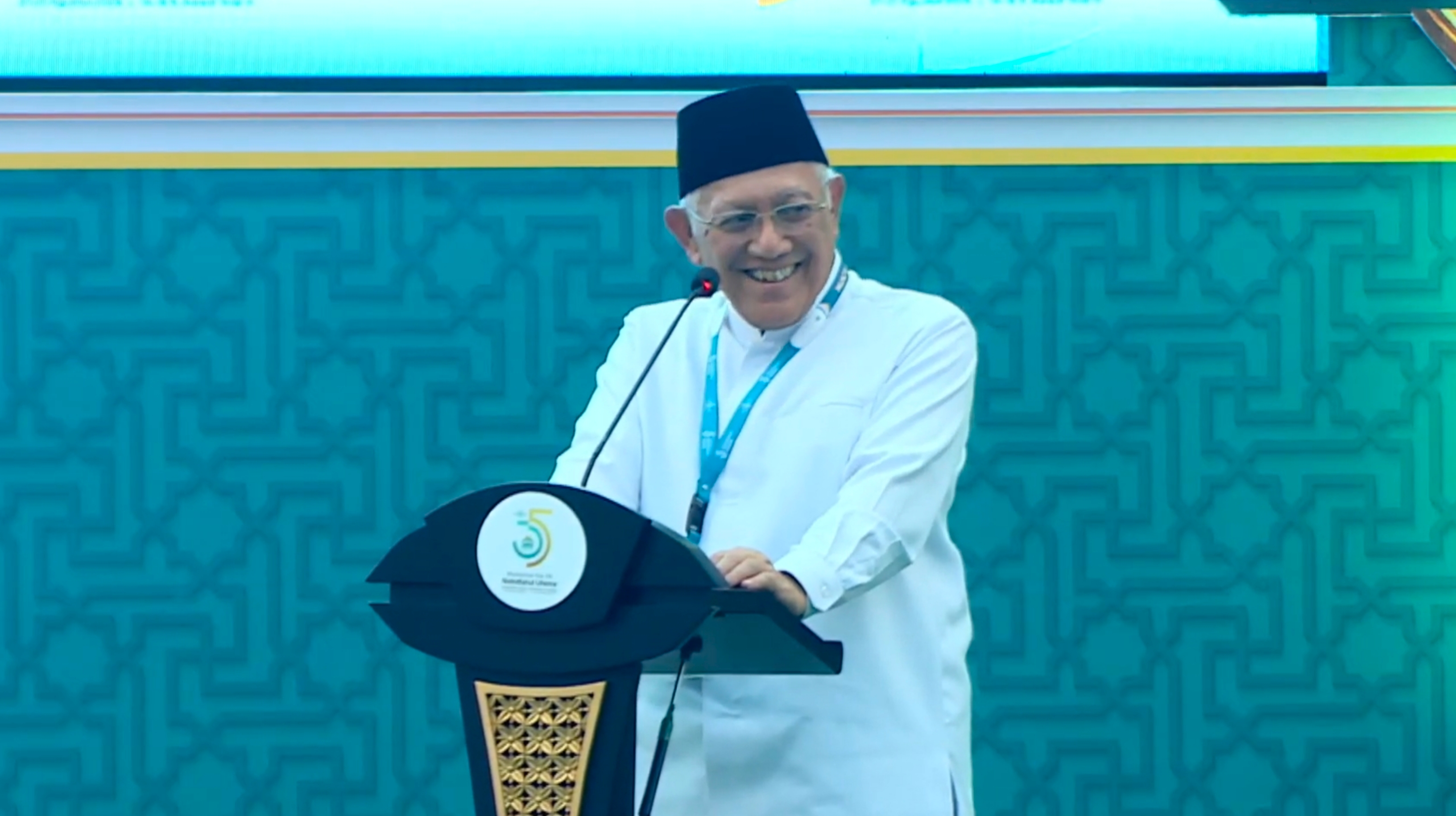 Mengenal Gus Kikin, Pengasuh Tebuireng yang Terpilih Jadi Ketum PBNU