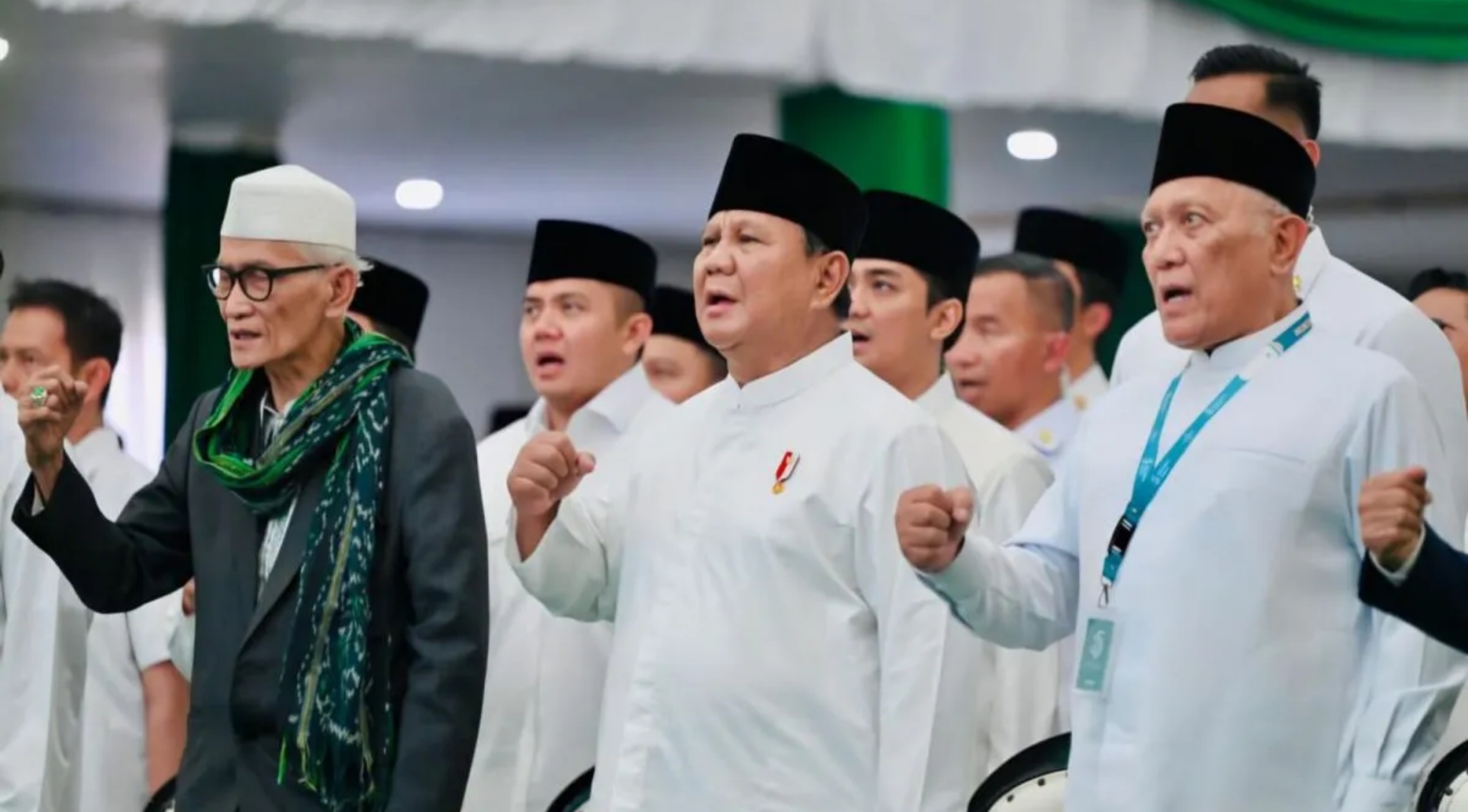 Presiden RI Prabowo Subianto saat menghadiri acara penutupan Muktamar NU yang ke-35 di Pondok Pesantren Bahrul Ulum Tambakberas, Kabupaten Jombang, Provinsi Jawa Timur pada Senin, 31 Agustus 2026. (IDNVoice/BPMI Setpres)