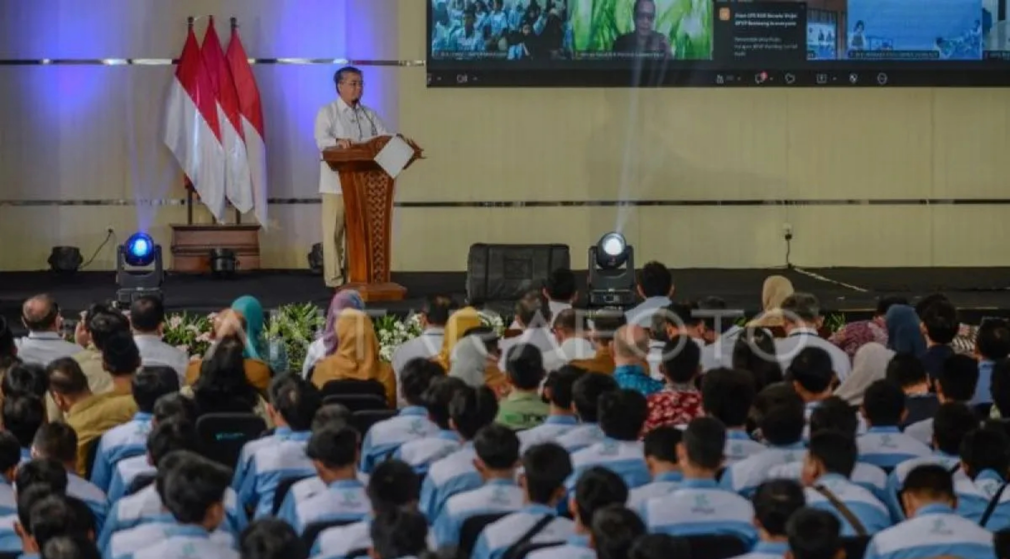 Ketua Komisi III DPR RI Habiburokhman saat melaporkan proses RUU Perampasan Aset dalam Rapat Paripurna DPR RI di kompleks parlemen. (IDNVoice/DPR RI)