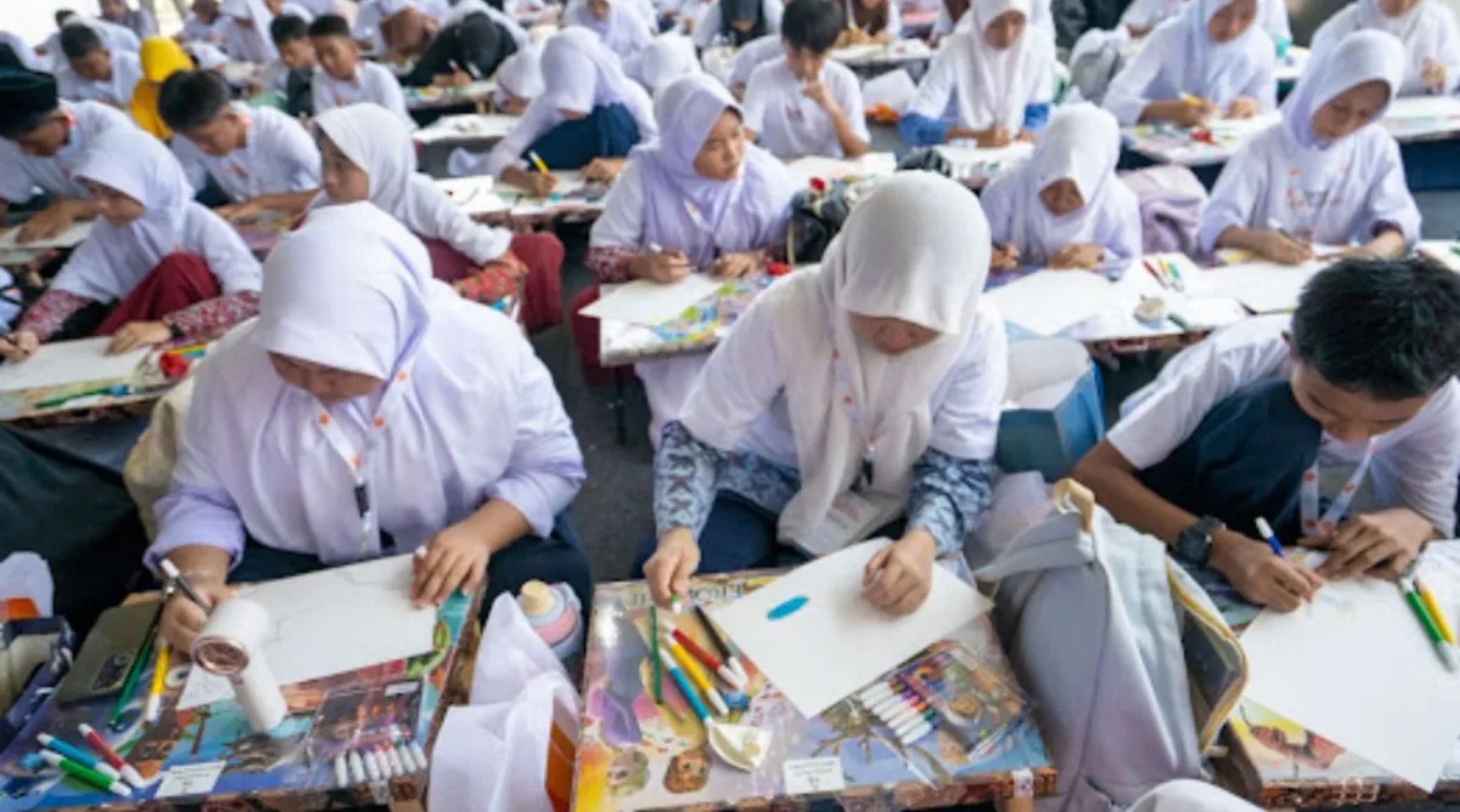 Pulihkan Trauma Anak Pascabencana, Kemenekraf Gelar Program Melukis di Aceh Tamiang