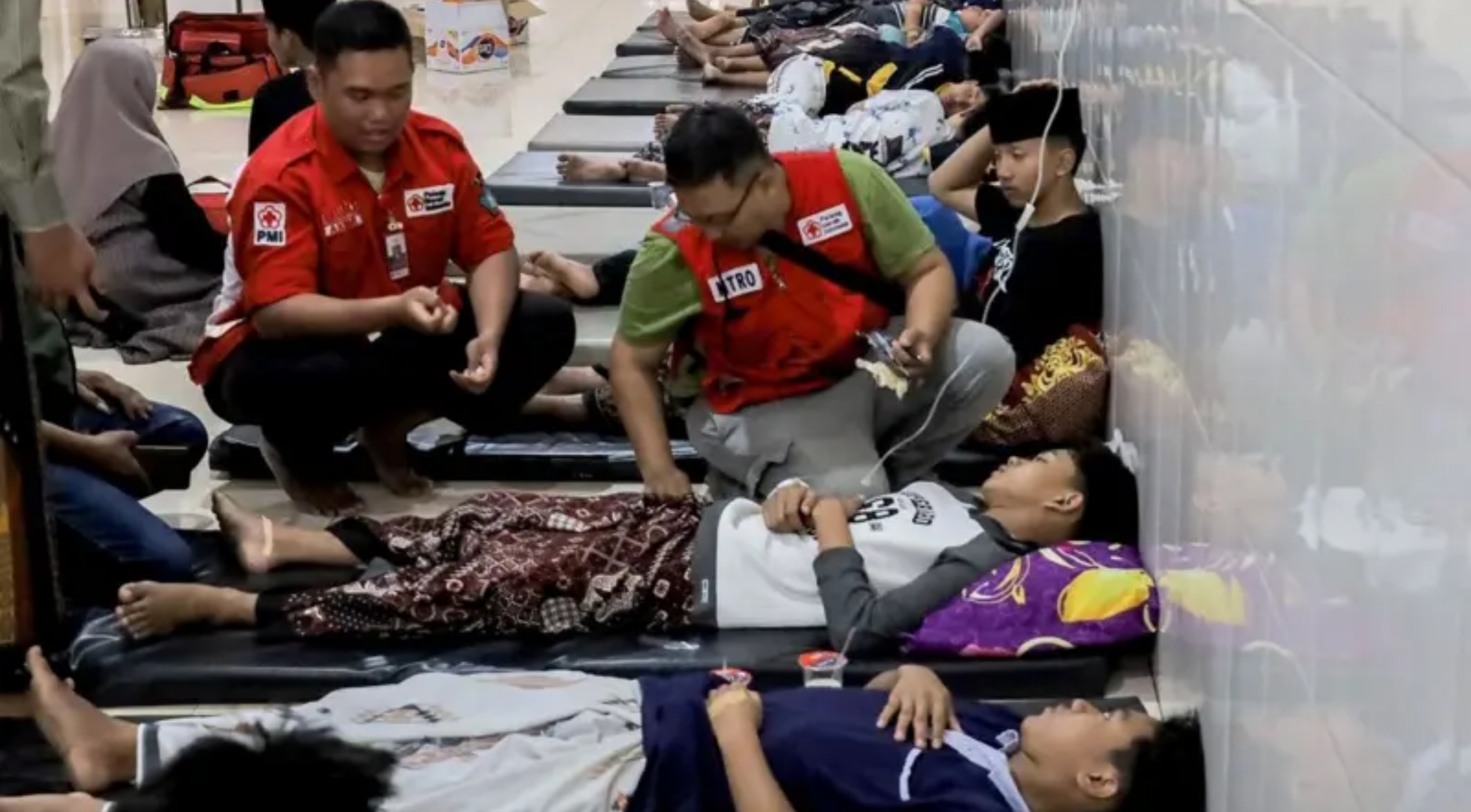 Komnas HAM Minta Operasional SPPG di Lokasi Keracunan MBG Dihentikan Sementara