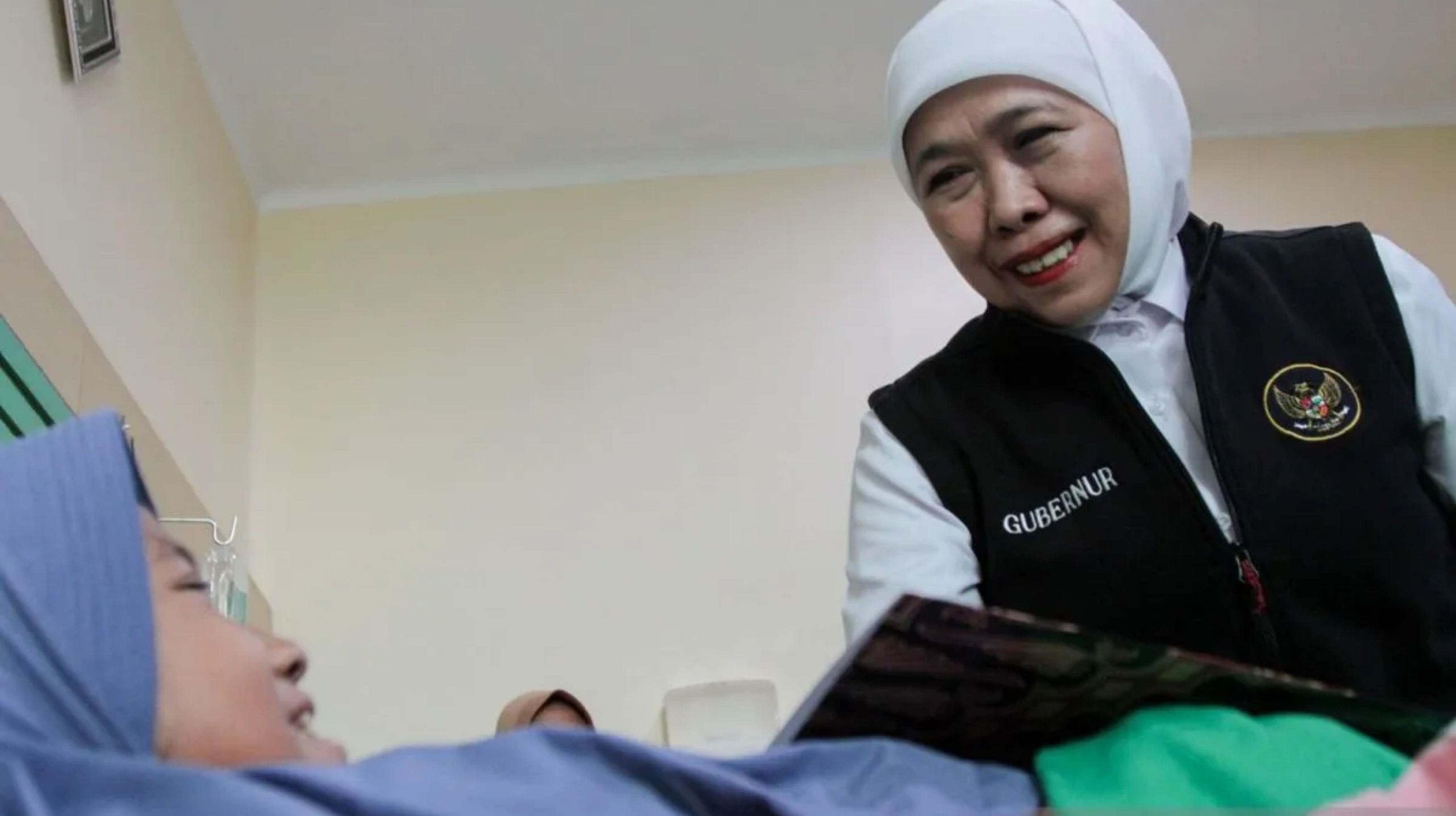 Khofifah Minta SPPG Evaluasi Pengiriman Makanan Usai 644 Santri Sidoarjo Keracunan