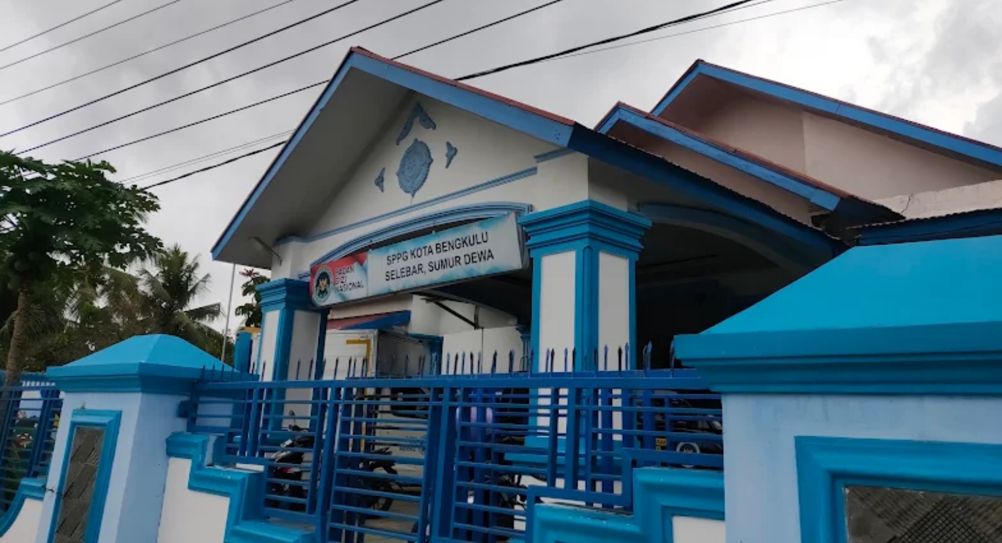 Dapur Satuan Pelayanan Pemenuhan Gizi (SPPG) di Jl. Sumur Dewa, Sumur Dewa, Kecamatan Selebar, Kota Bengkulu, Bengkulu. (IDNVoice/Google Maps-Afifah Nufaisah)