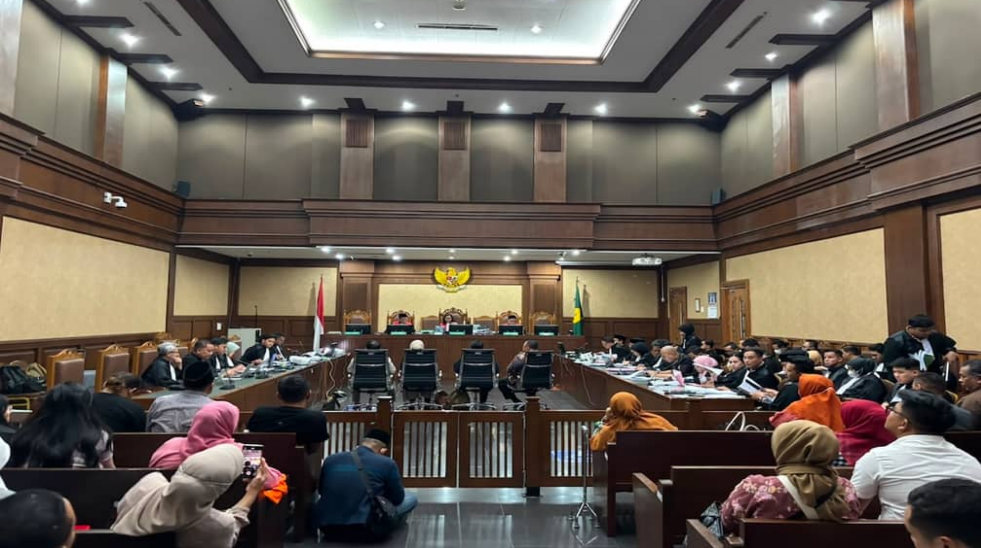 Sejumlah saksi dihadirkan dalam sidang perkara dugaan korupsi kuota haji tambahan 2023-2024 di Pengadilan Tindak Pidana Korupsi (Tipikor) pada Pengadilan Negeri Jakarta Pusat pada Selasa, 8 September 2026. (IDNVoice/Kompas)