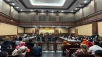 Para Gus Kembali Muncul dalam Sidang, Tercatat Terima Alokasi USD 25 Ribu