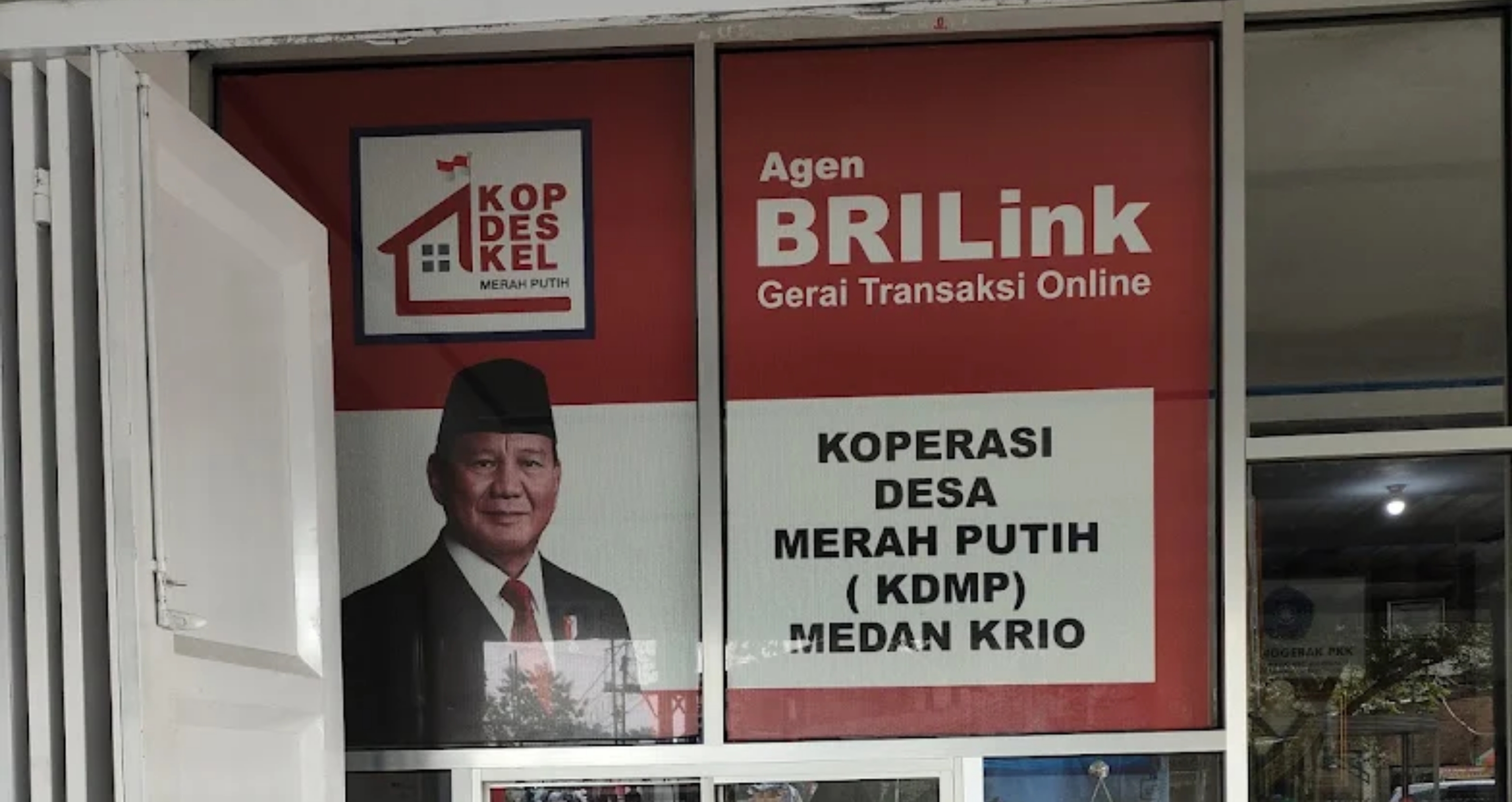 Gerai Koperasi Desa/Kelurahan Merah Putih (KDKMP) Desa Medan Krio, Kecamatan Sunggal, Kabupaten Deli Serdang, Sumatera Utara. (IDNVoice/Google Maps-Umi Nadra)   