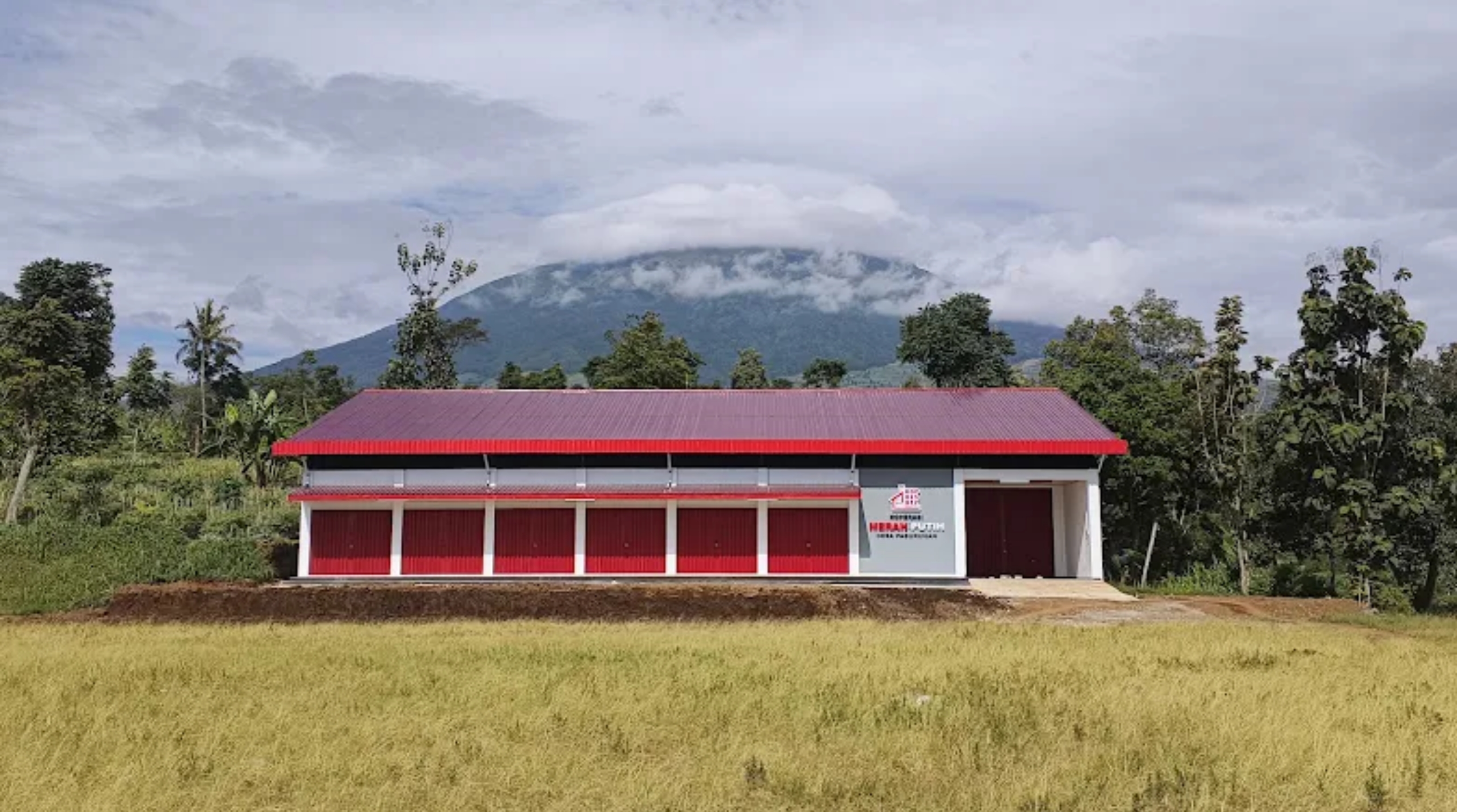 Ilustrasi: Gedung Koperasi Desa/Kelurahan Merah Putih (KDKMP) Pasuruhan, Kecamatan Bulu, Kabupaten Temanggung, Jawa Tengah. (IDNVoice/Google Maps-Danang Ardiyansah)