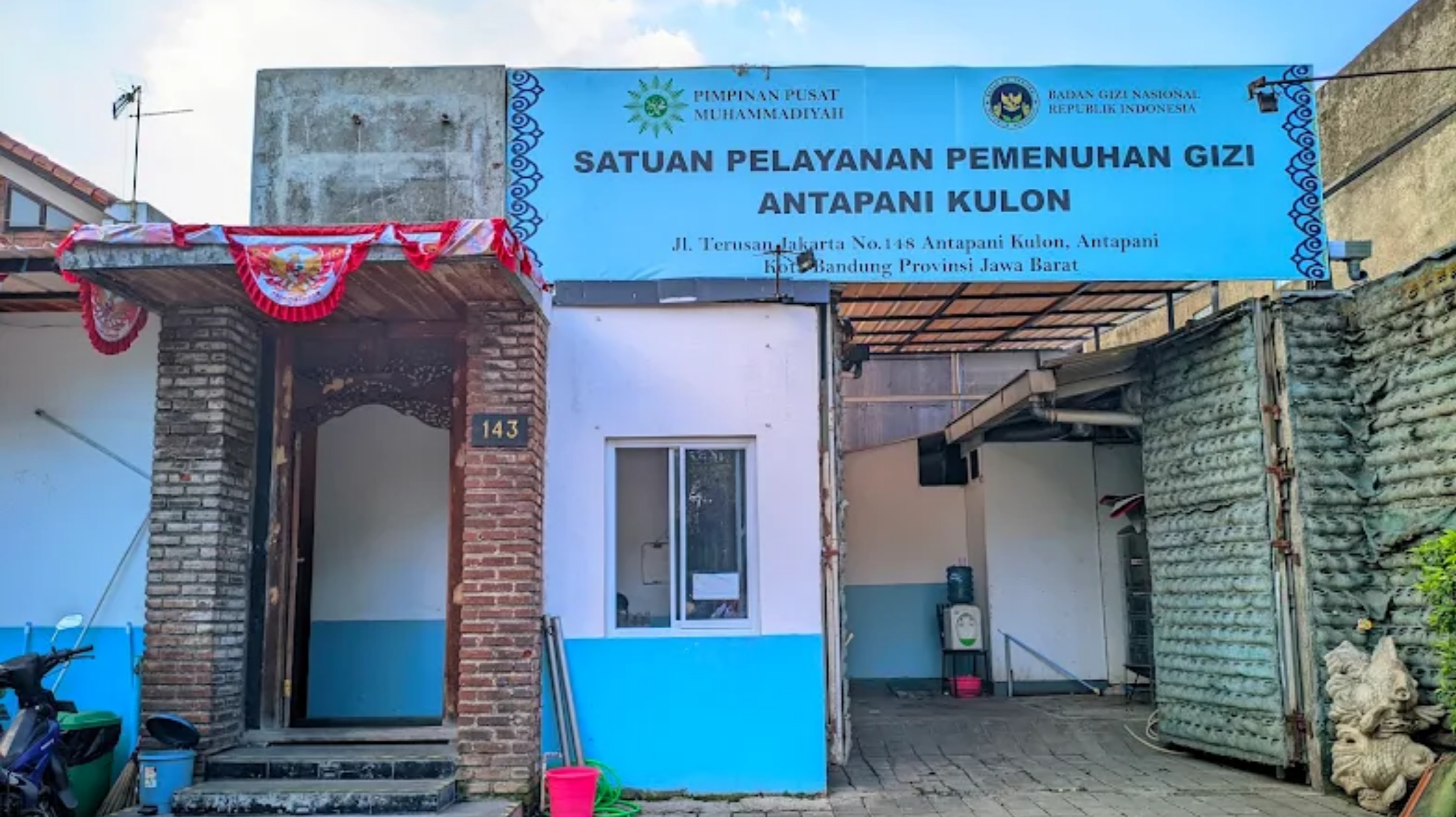 Dapur Satuan Pelayanan Pemenuhan Gizi (SPPG) Antapani Kulon, Kecamatan Antapani, Kota Bandung, Jawa Barat. (IDNVoice/Google Maps-Syahrul Rivaldy Irawan)