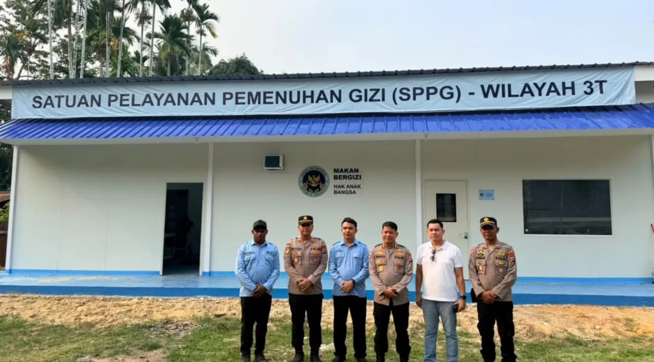Peninjauan Dapur Satuan Pelayanan Pemenuhan Gizi (SPPG) wilayah 3T di Nabire, Papua Tengah. (IDNVoice/Istimewa)