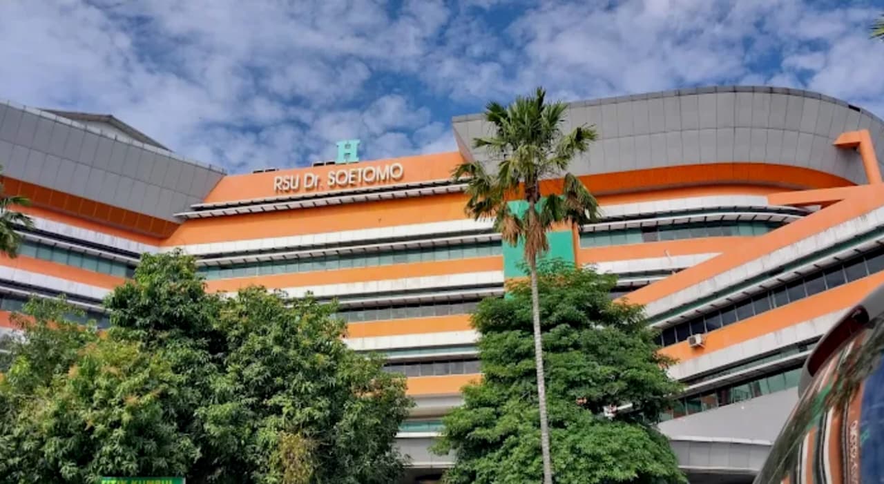  Gedung Rumah Sakit Umum Daerah (RSUD) Dr Soetomo Surabaya, Jawa Timur. (IDNVoice/Istimewa)