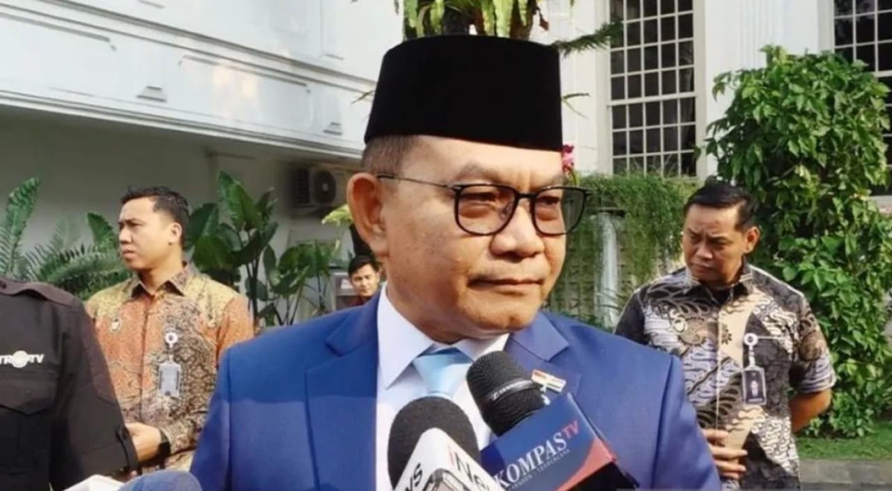 Menko Polkam Dudung Abudrachman ditemui usai pertemuan bilateral antara Presiden RI Prabowo Subianto dan Presiden Mesir Abdel Fattah el-Sisi di Kompleks Istana Kepresidenan, Jakarta pada Minggu, 11 Oktober 2026. (IDNVoice/DK-Istimewa)