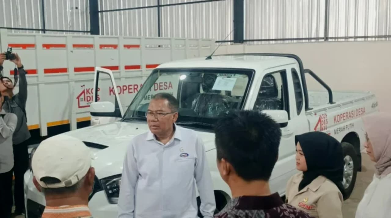 Wakil Kepala BPKP, Aryanto Wibowo saat mengunjungi KDKMP di Desa Rempoah, Kecamatan Baturraden, Kabupaten Banyumas, Jawa Tengah. (IDNVoice/RRI)