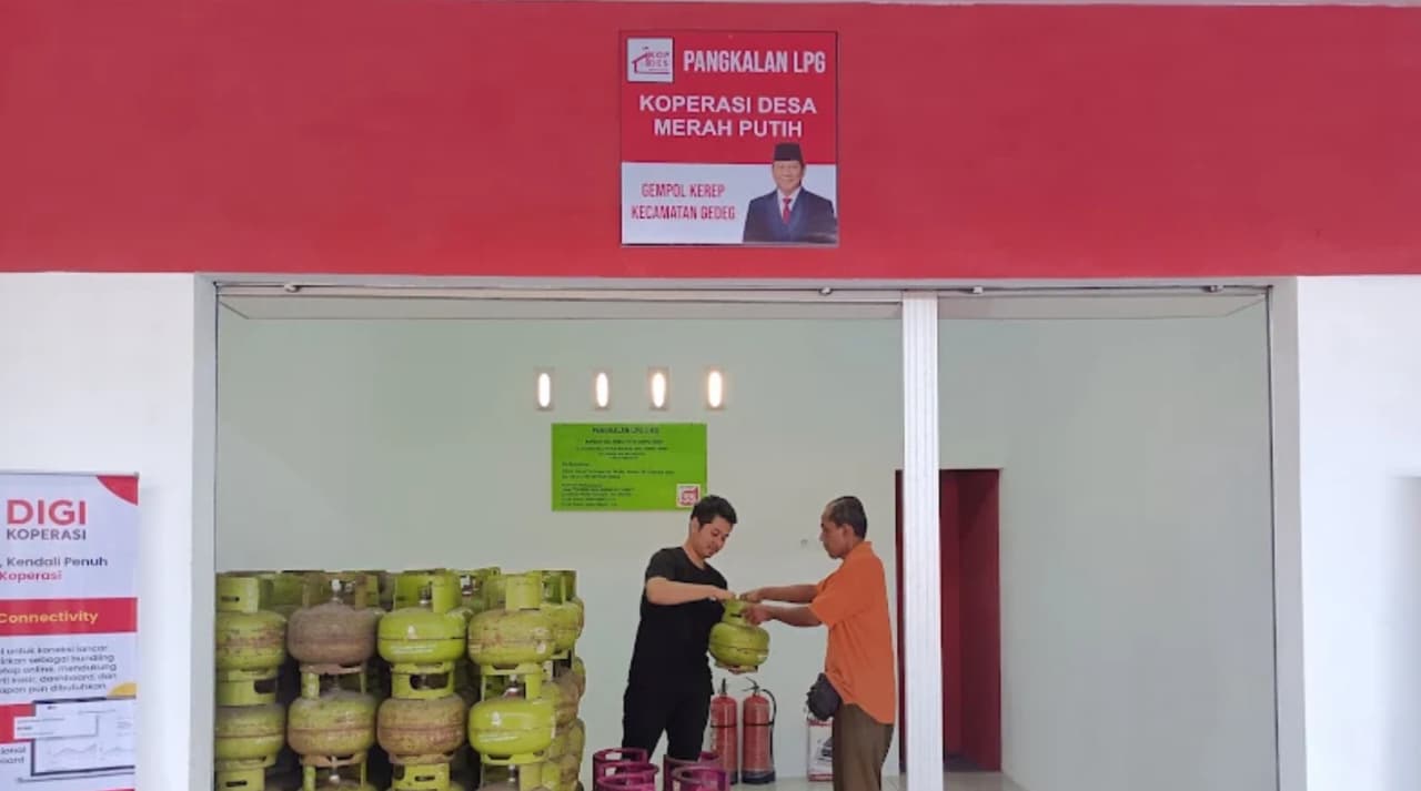 Ilustrasi: Gerai Koperasi Desa/Kelurahan Merah Putih (KDKMP) Ngudikidul, Gempolkrep, Kecamatan Gedeg, Kabupaten Mojokerto, Jawa Timur. (IDNVoice/Google Maps)
