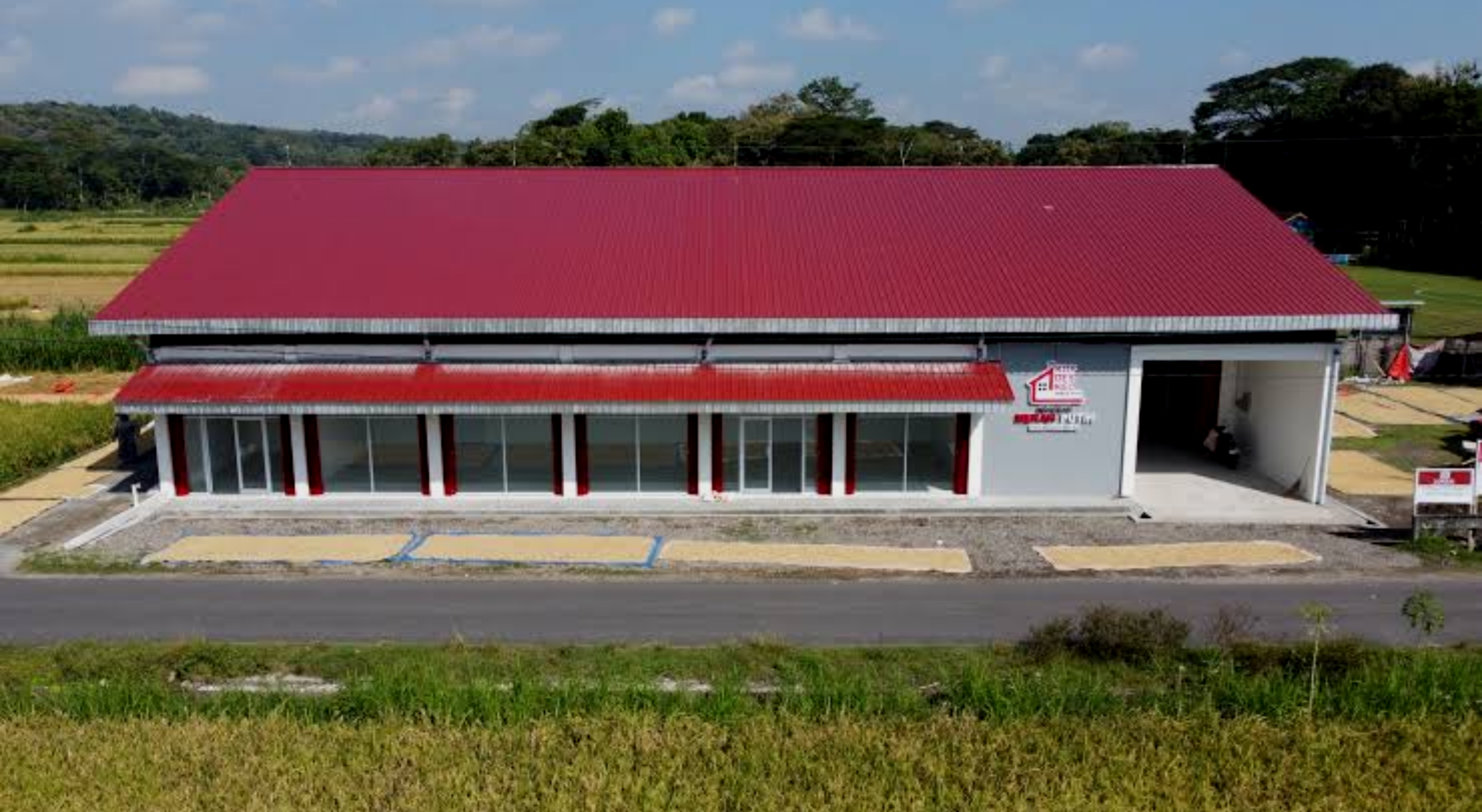 Ilustrasi: Gedung Koperasi Desa/Kelurahan Merah Putih (KDKMP) Kalurahan Gulurejo, Kapanewon Lendah, Kabupaten Kulon Progo, Daerah Istimewa Yogyakarta (DIY). (IDNVoice/Pendim)