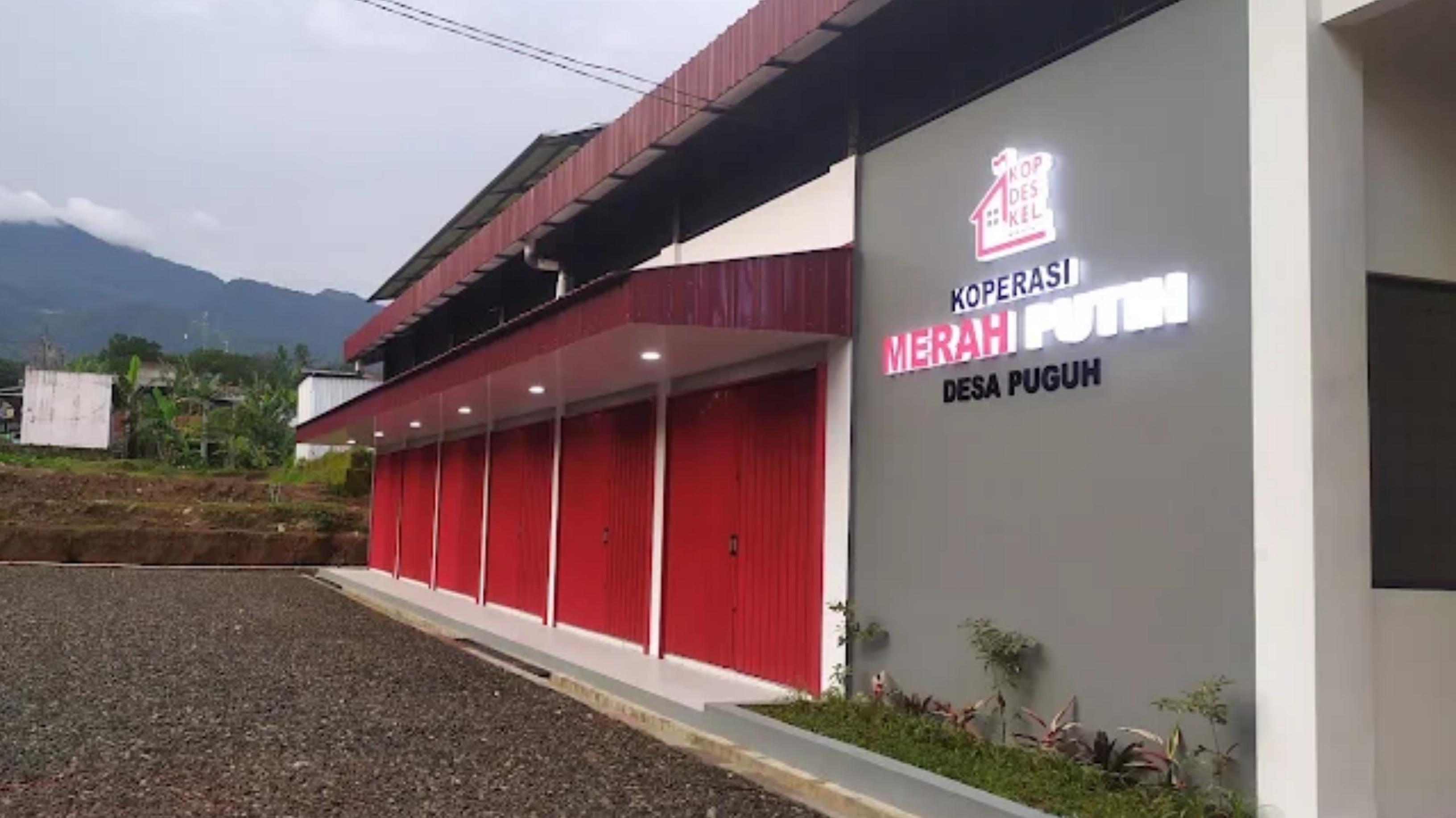Ilustrasi: Gedung Koperasi Desa/Kelurahan Merah Putih (KDKMP) Puguh, Kecamatan Boja, Kabupaten Kendal, Jawa Tengah. (IDNVoice/Google Maps-Arif Murtiyono)